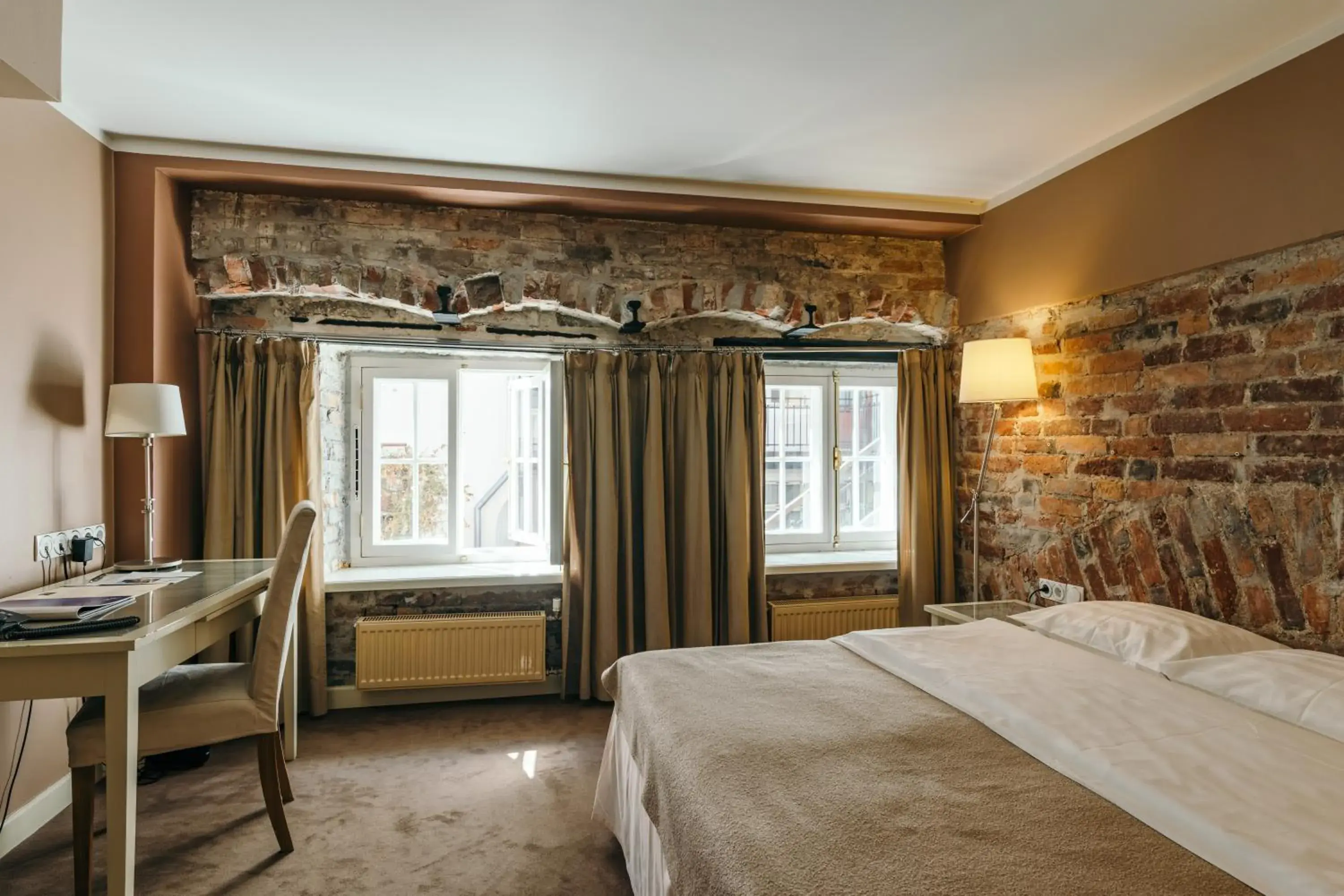 Decorative detail, Bed in Merchants House Hotel