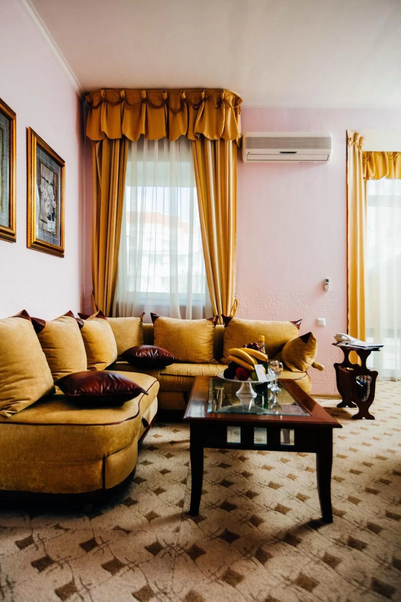 Seating Area in Business Hotel