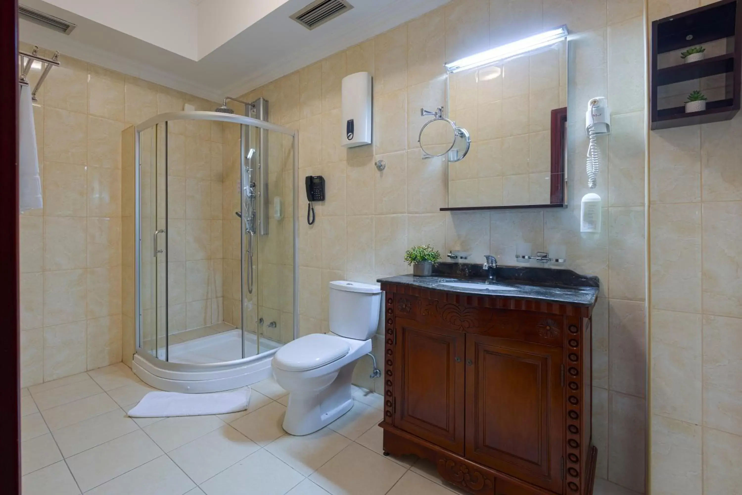 Bathroom in Garni Hotel Planeta Inn