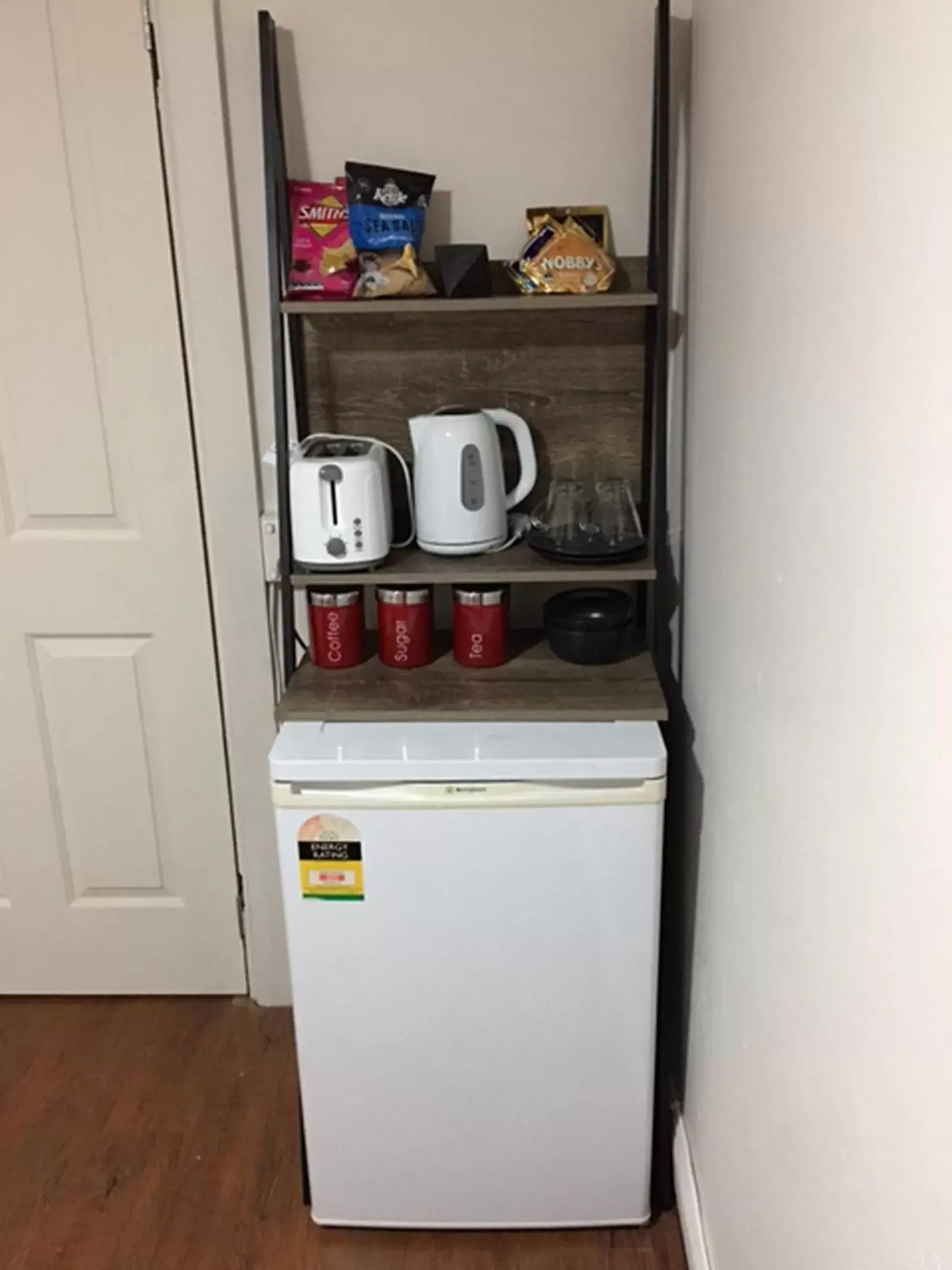 Coffee/Tea Facilities in Edward River Hotel