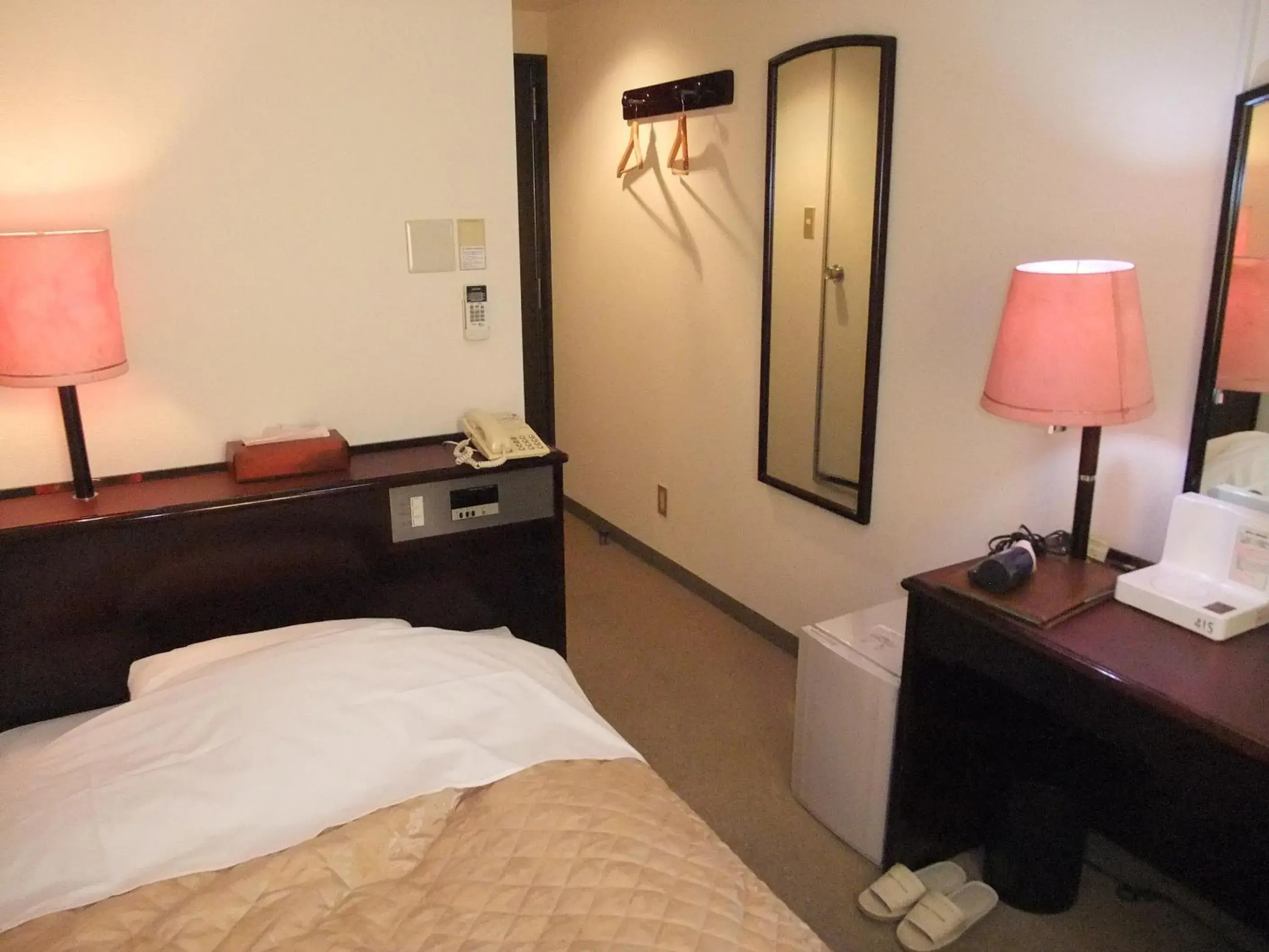 Photo of the whole room, Bed in Hotel New Takahashi Kouyadai