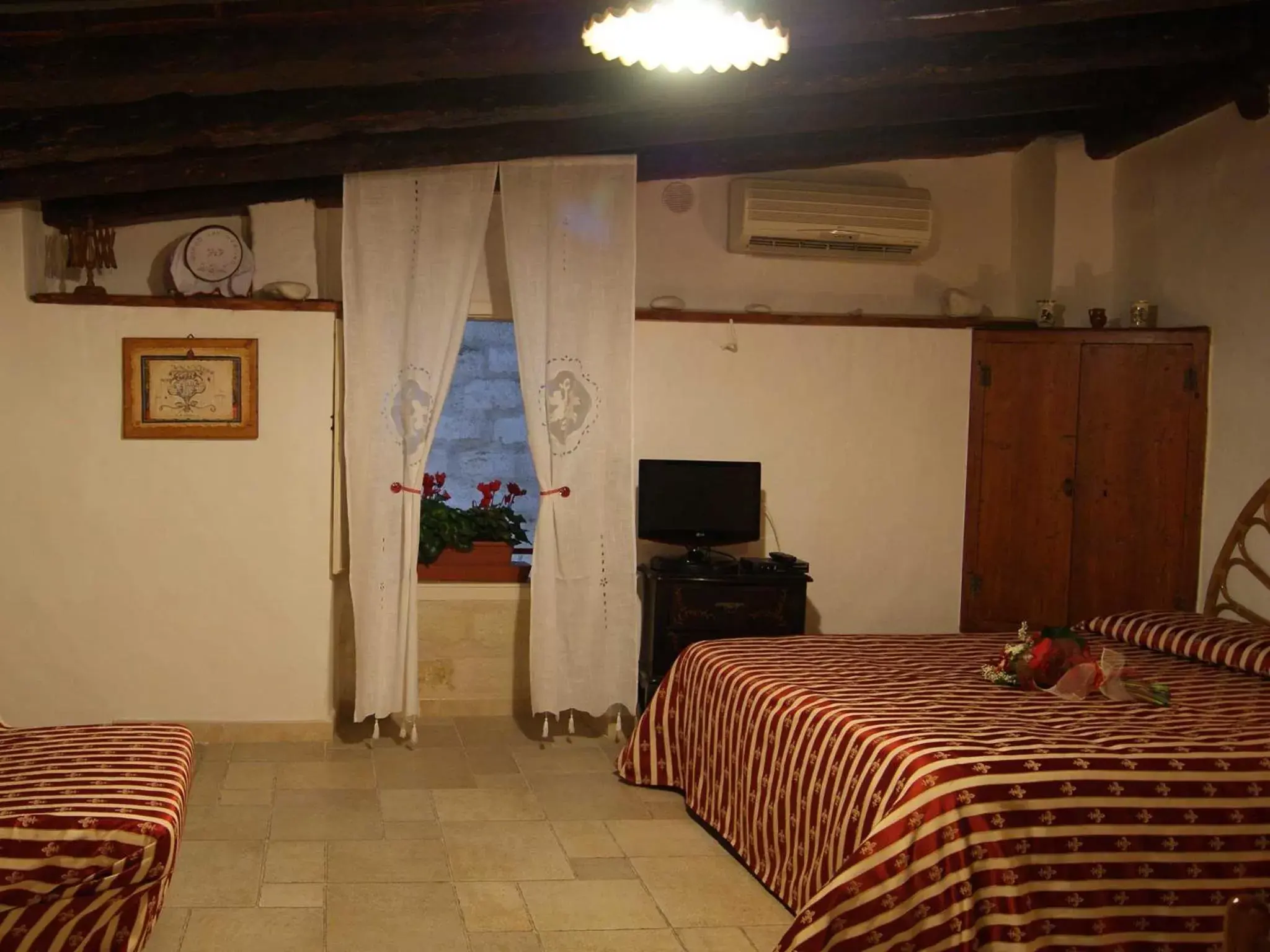 Photo of the whole room in B&B Borgo San Martino