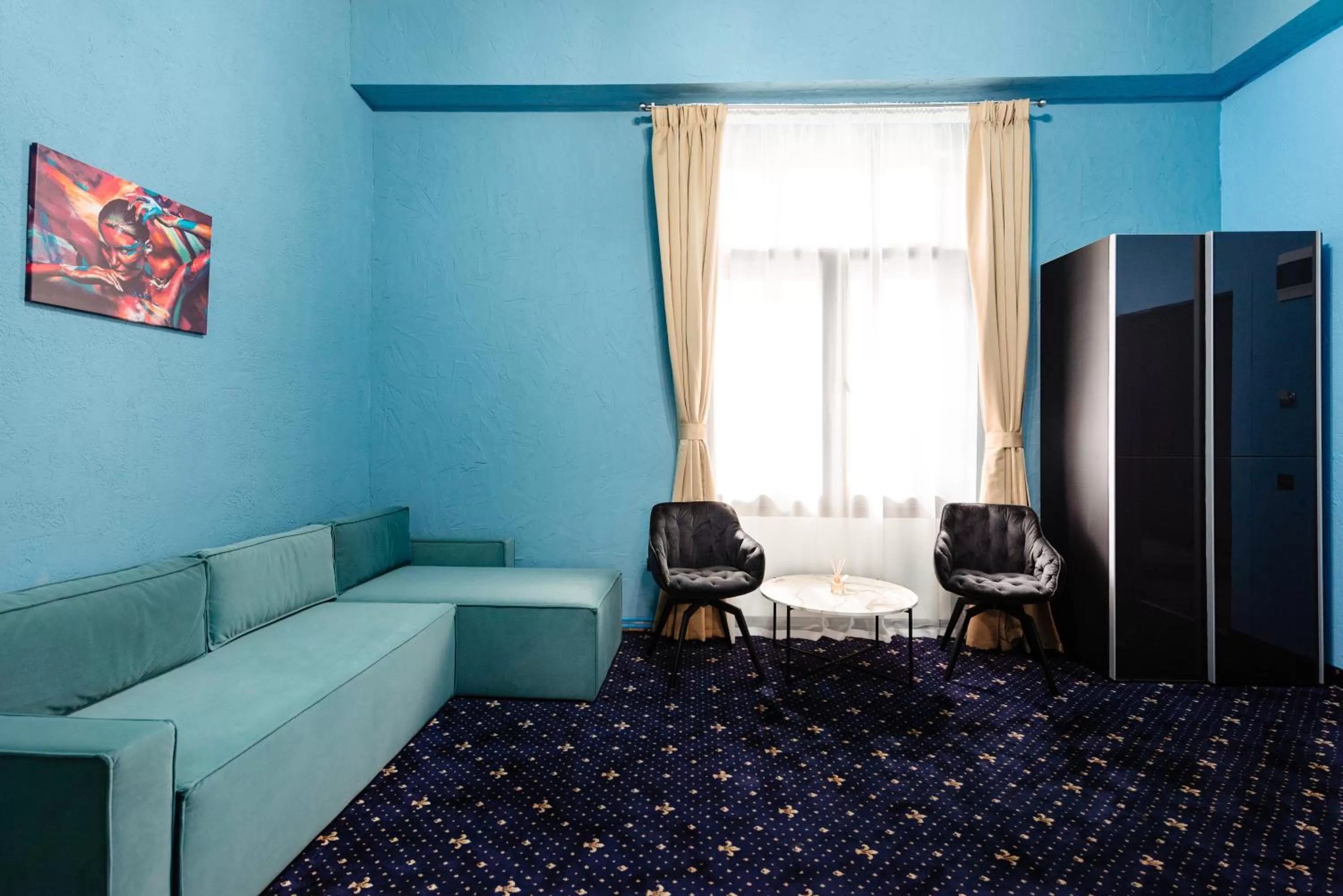 Seating area in Palace Bulevard Inn