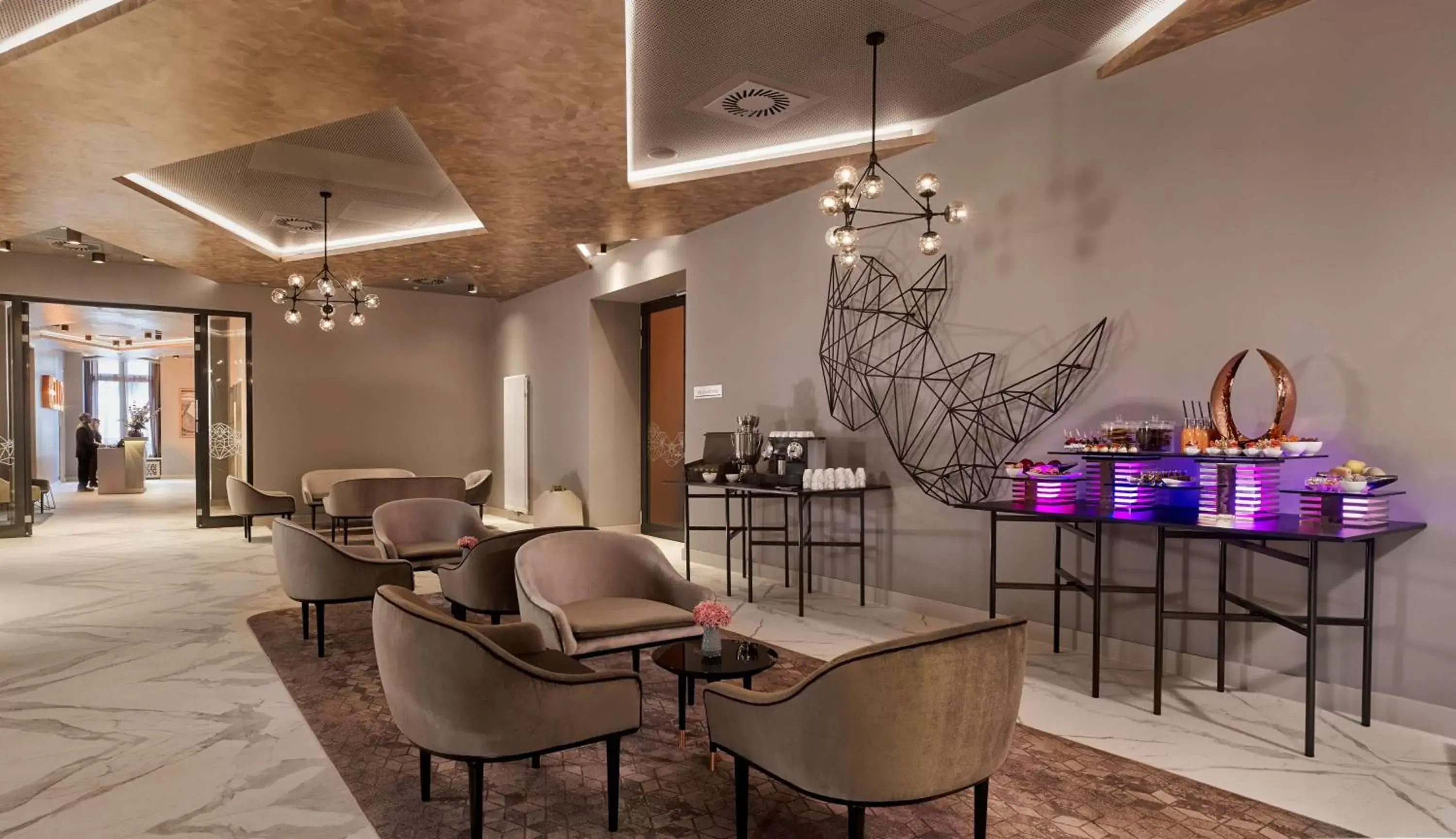 Lobby or reception, Lounge/Bar in Park Plaza Nuremberg