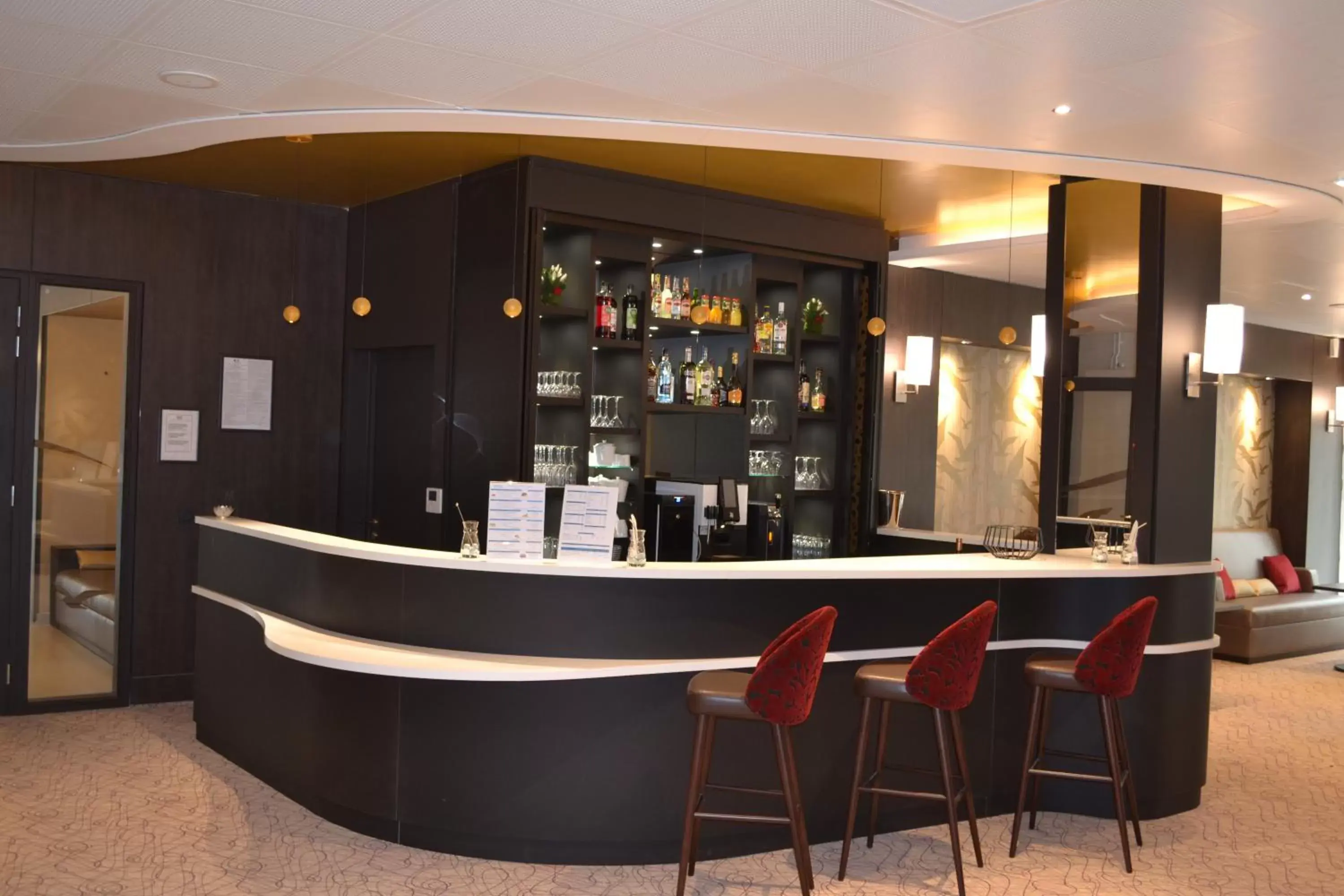 Lounge or bar, Lounge/Bar in Résidence services seniors Les Boréales