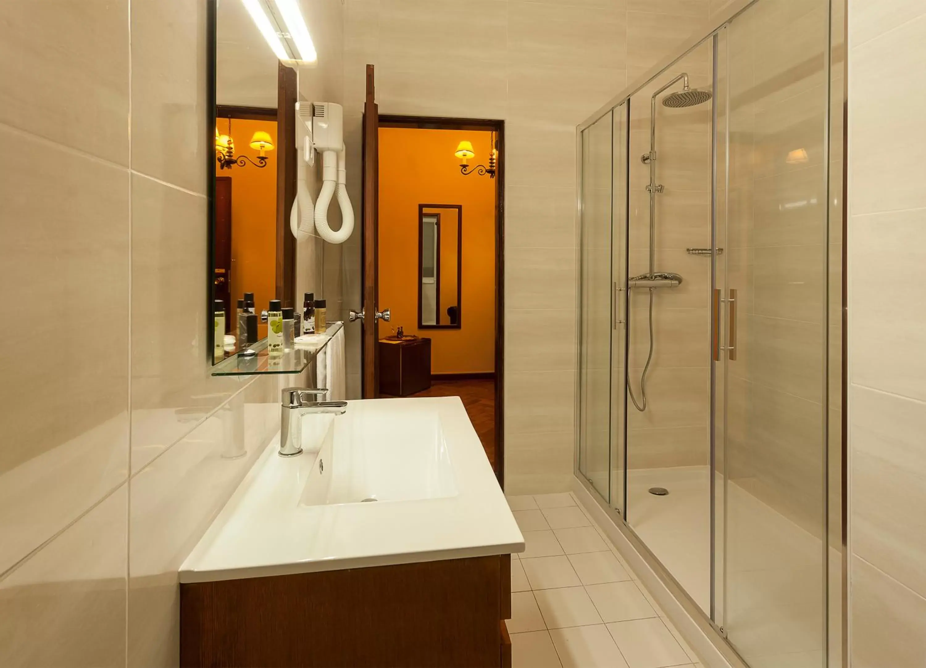 Bathroom in Pao de Acucar Hotel