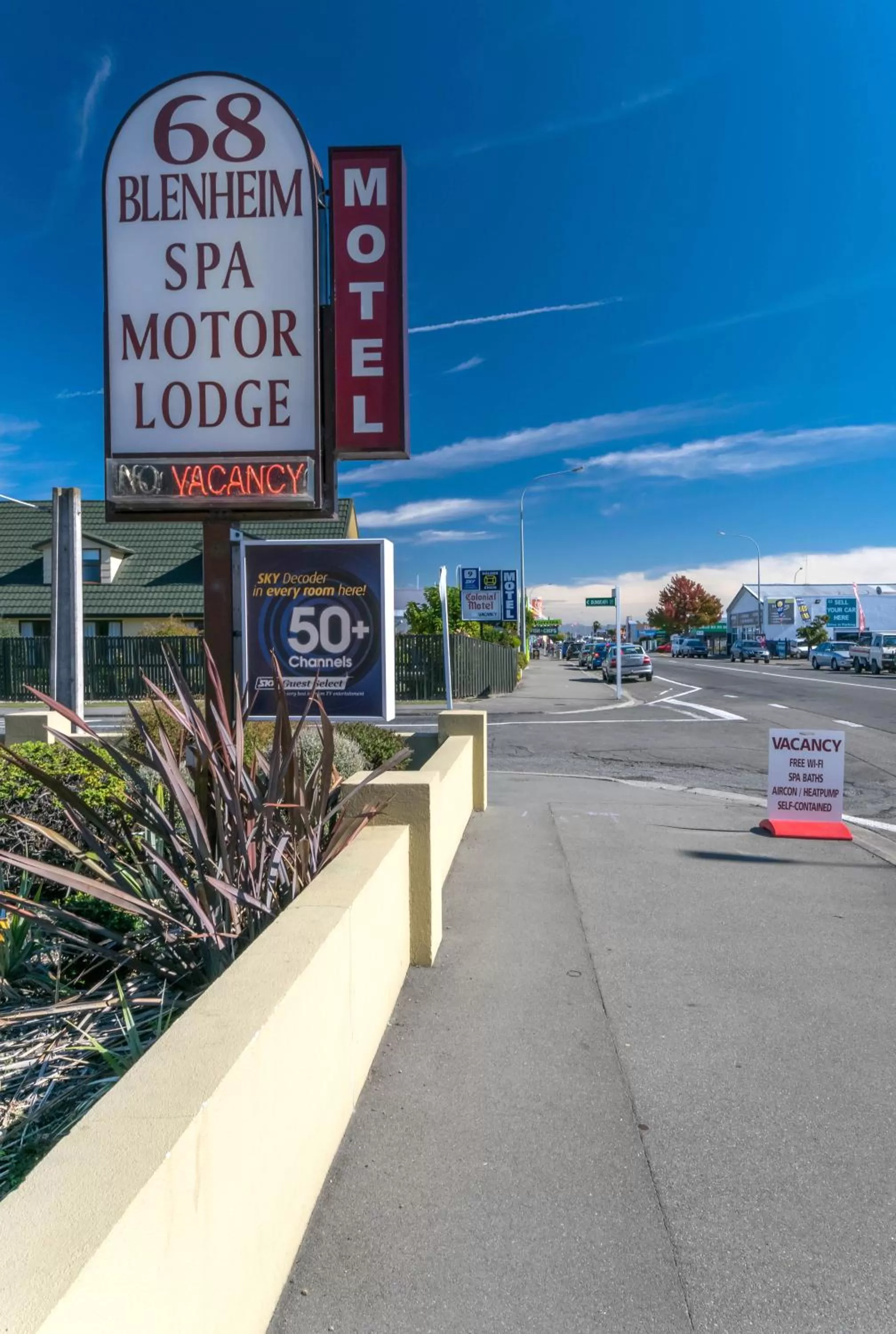 Property logo or sign in Blenheim Spa Motor Lodge
