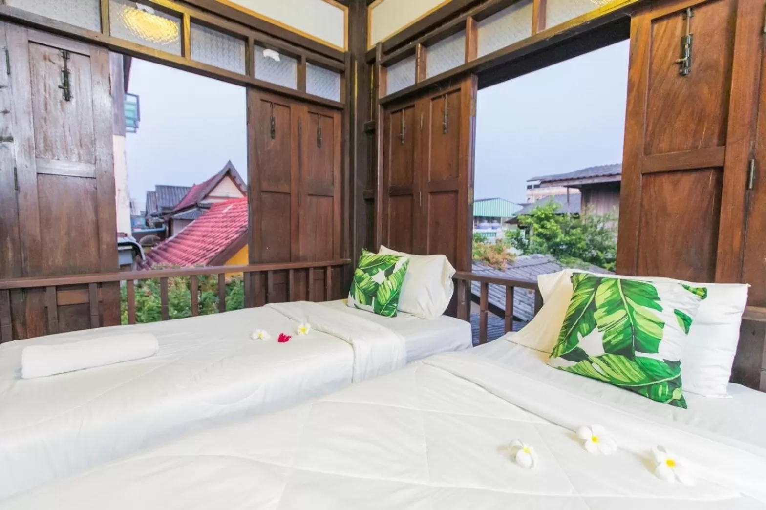 Bed in MANDARIN LODGE by victor