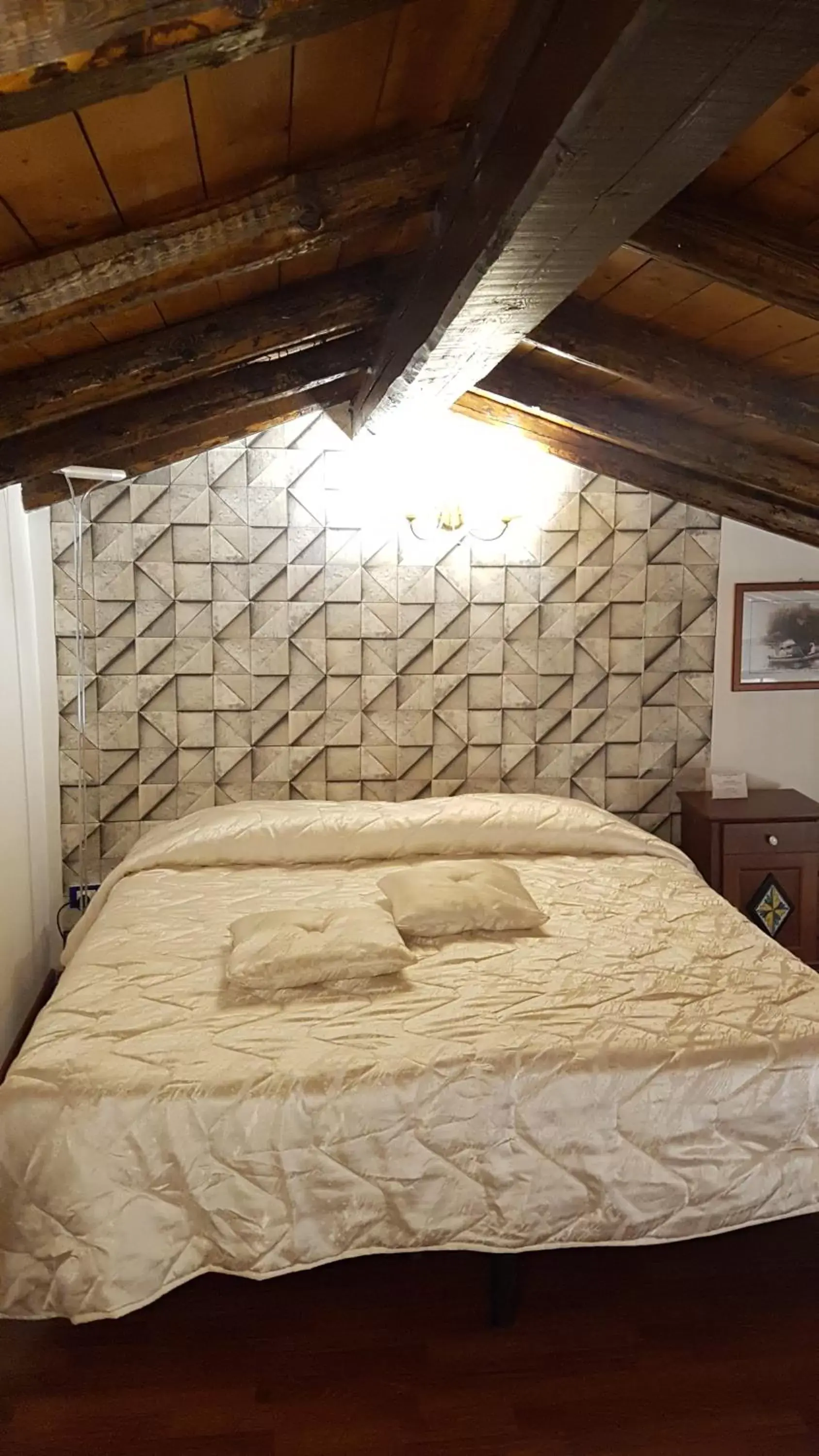 Double or Twin Room with Balcony - Split Level in Hotel Sangiuliano 132 centro storico Catania Double or Twin Room with Balcony - Split Level in Hotel Sangiuliano 132 centro storico Catania