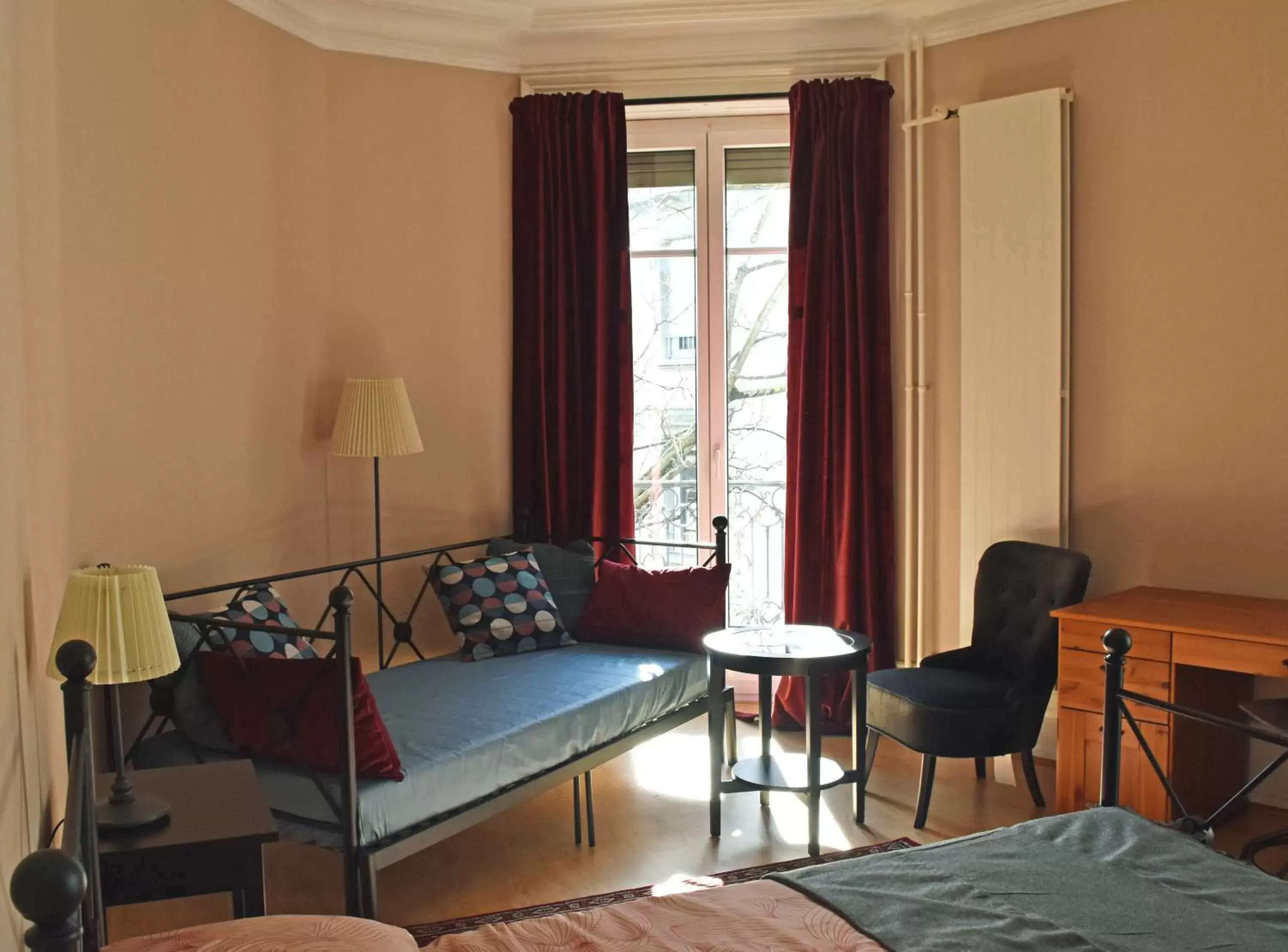 Seating Area in Pension Bienvenue (Women only)