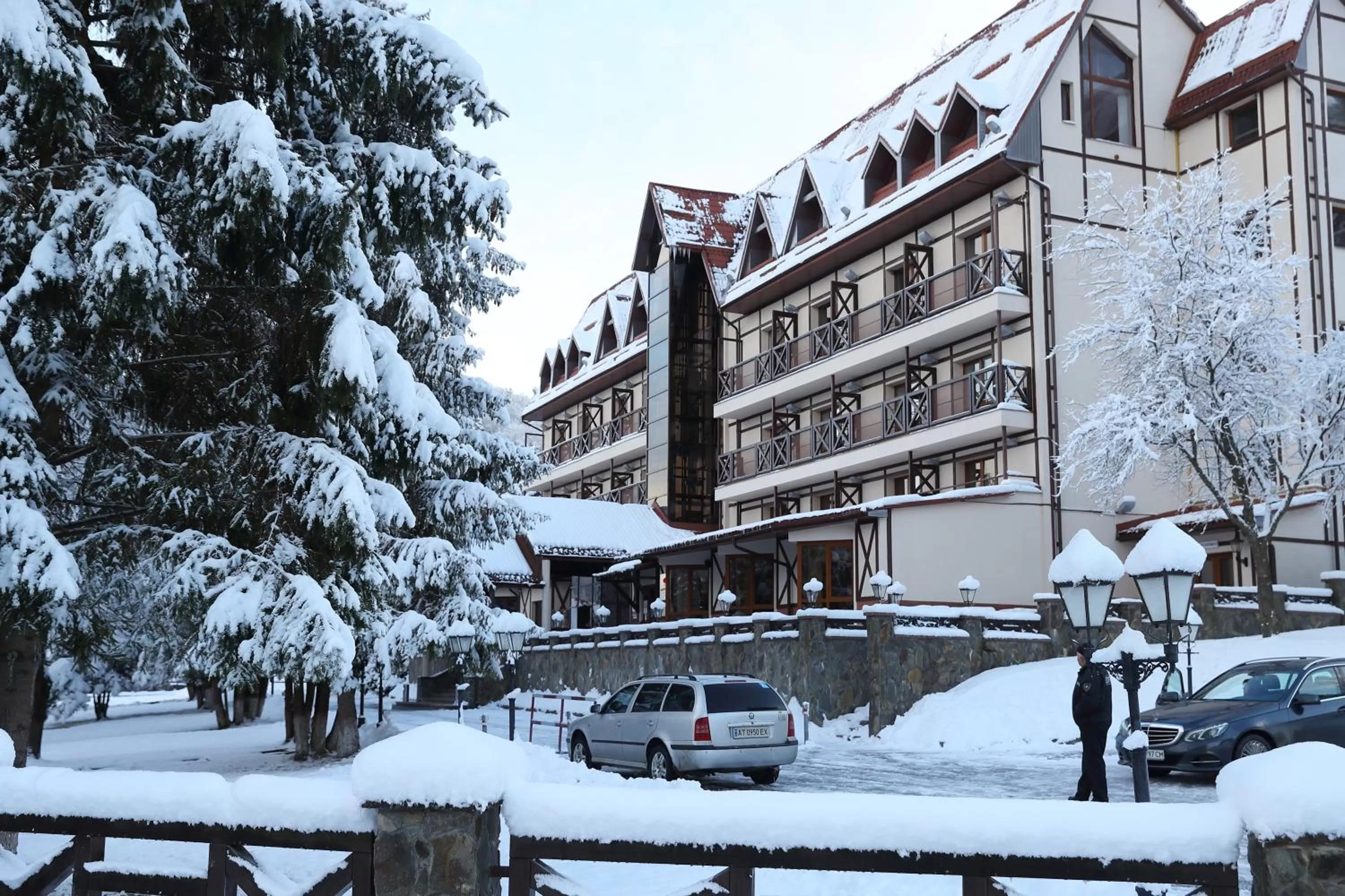 Property building in Edelweiss