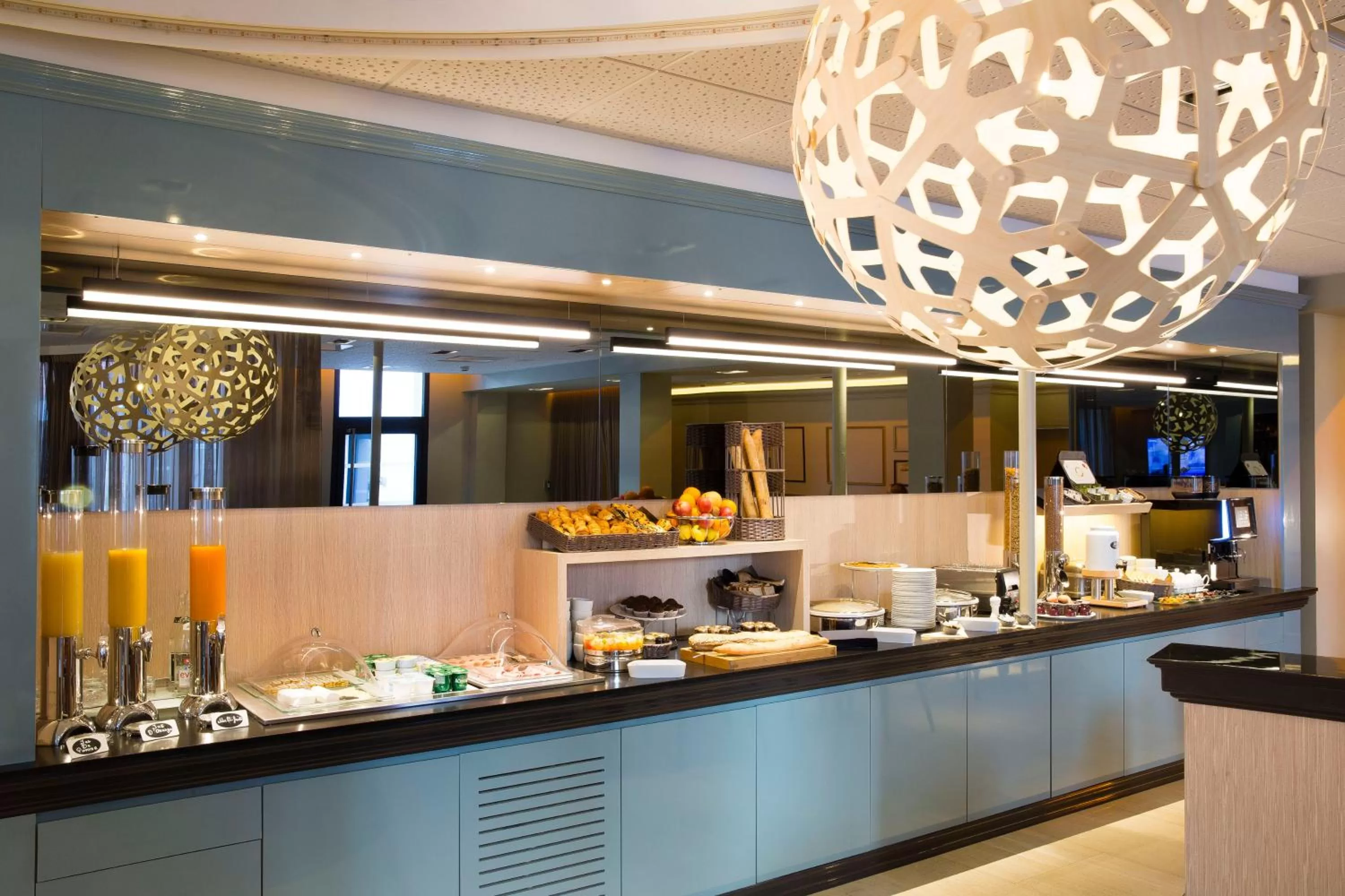 Food and drinks in Oceania Le Jura Dijon