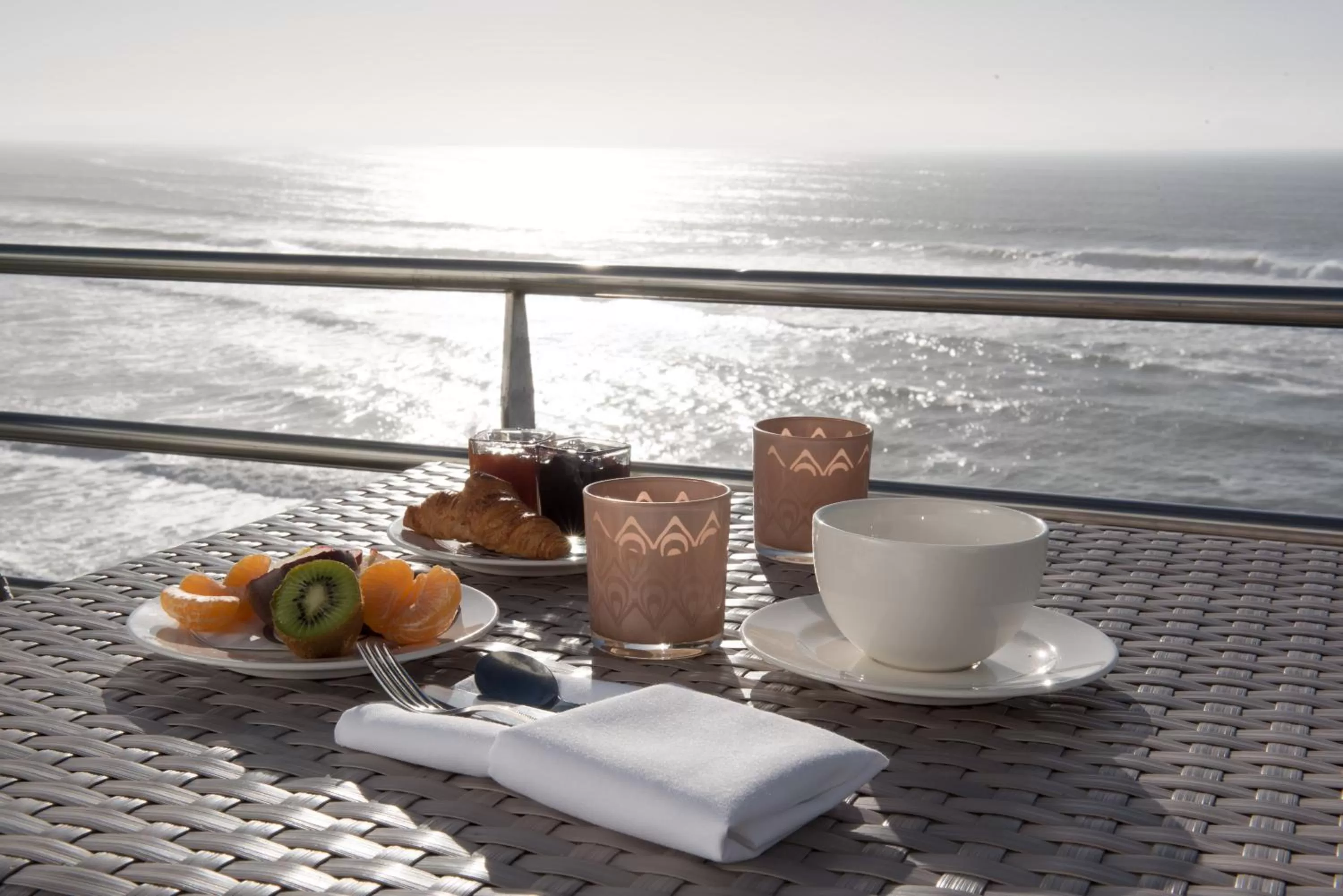 Restaurant/places to eat in Atlantic Hôtel & Spa