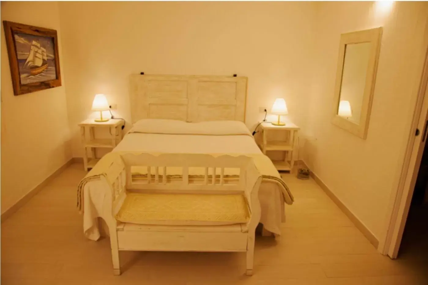 Photo of the whole room, Bed in Cento Ulivi B&B