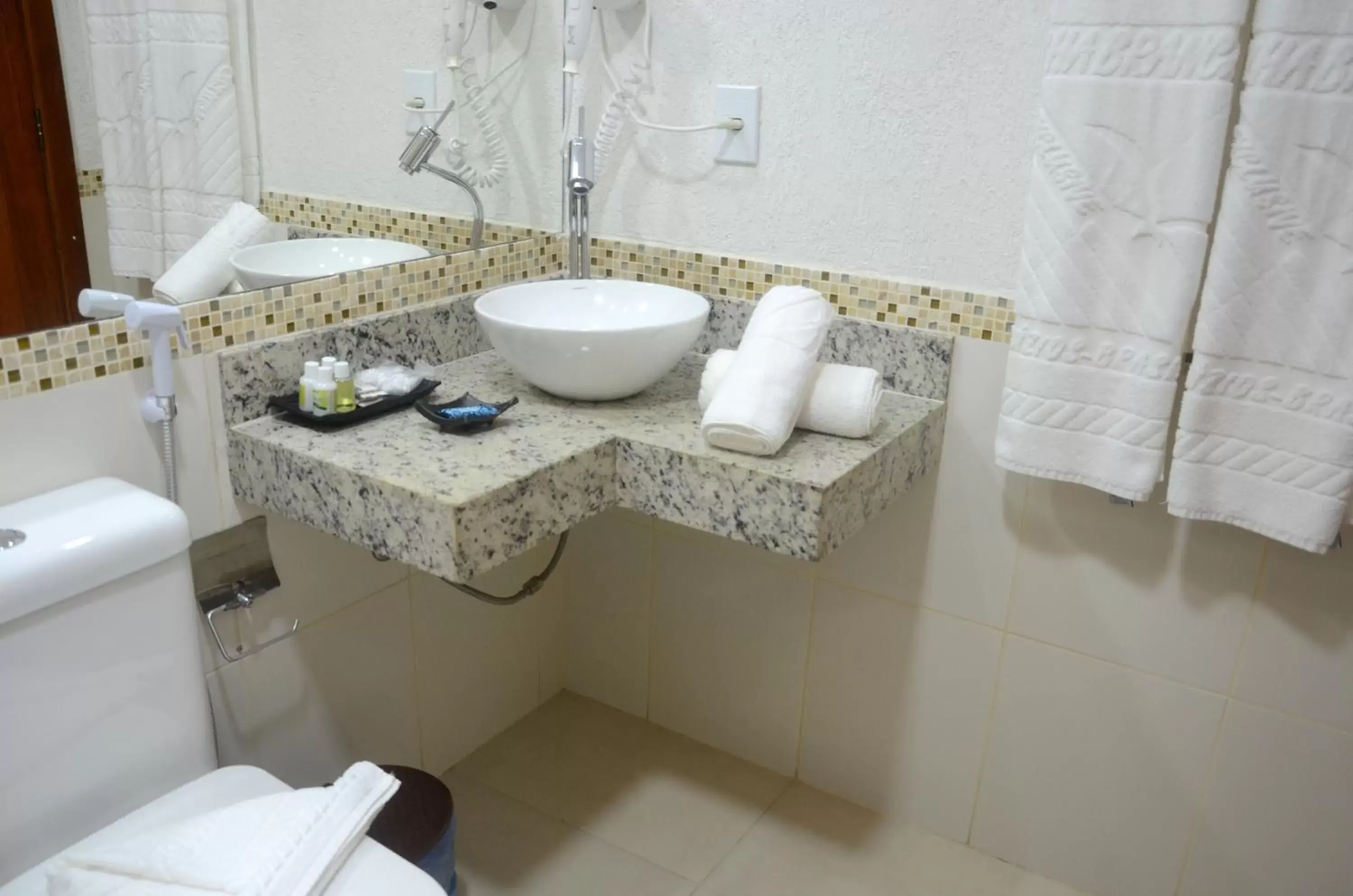 Bathroom in Ilha Branca Exclusive Hotel