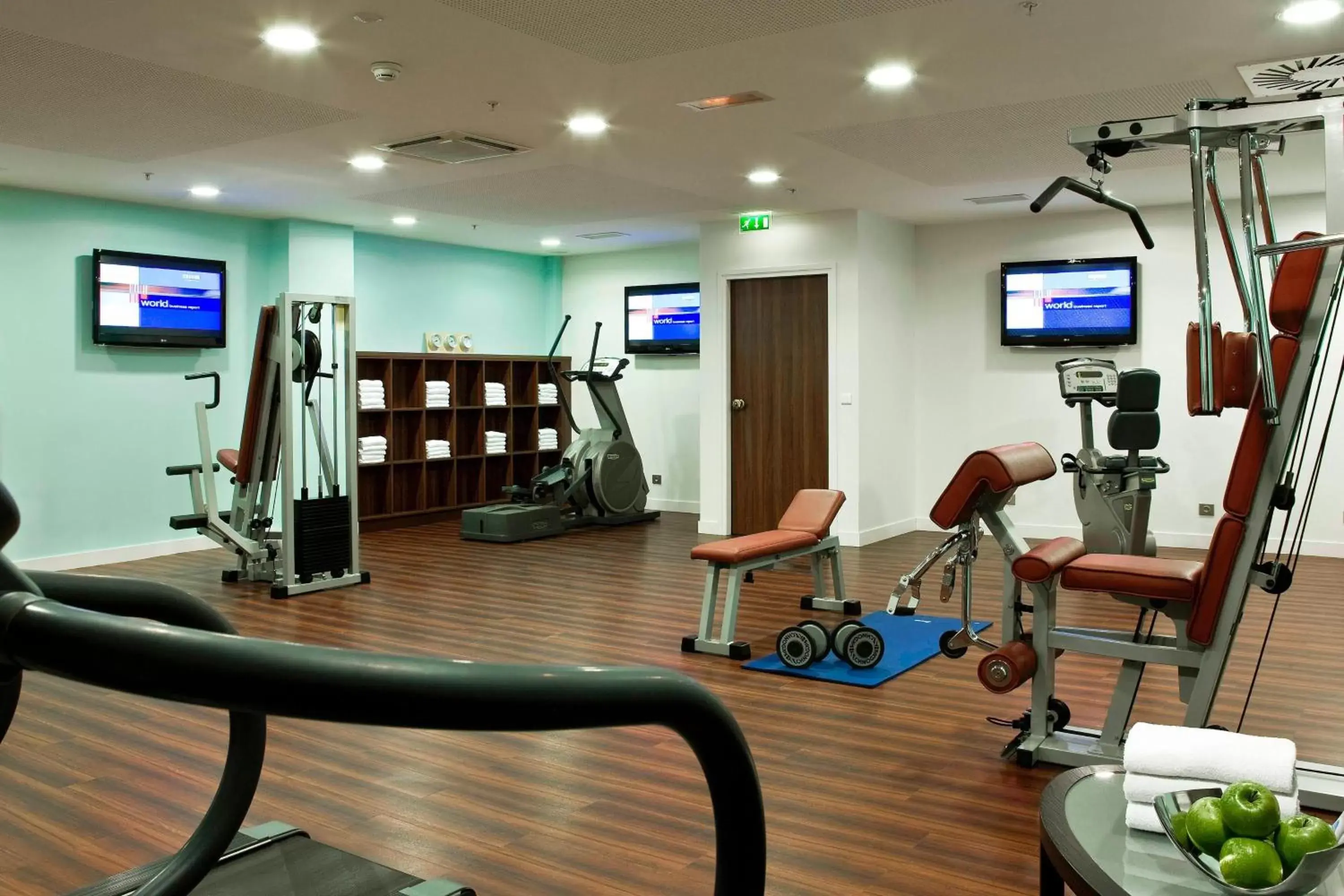 Fitness centre/facilities, Fitness Center/Facilities in Paris Marriott Opera Ambassador Hotel