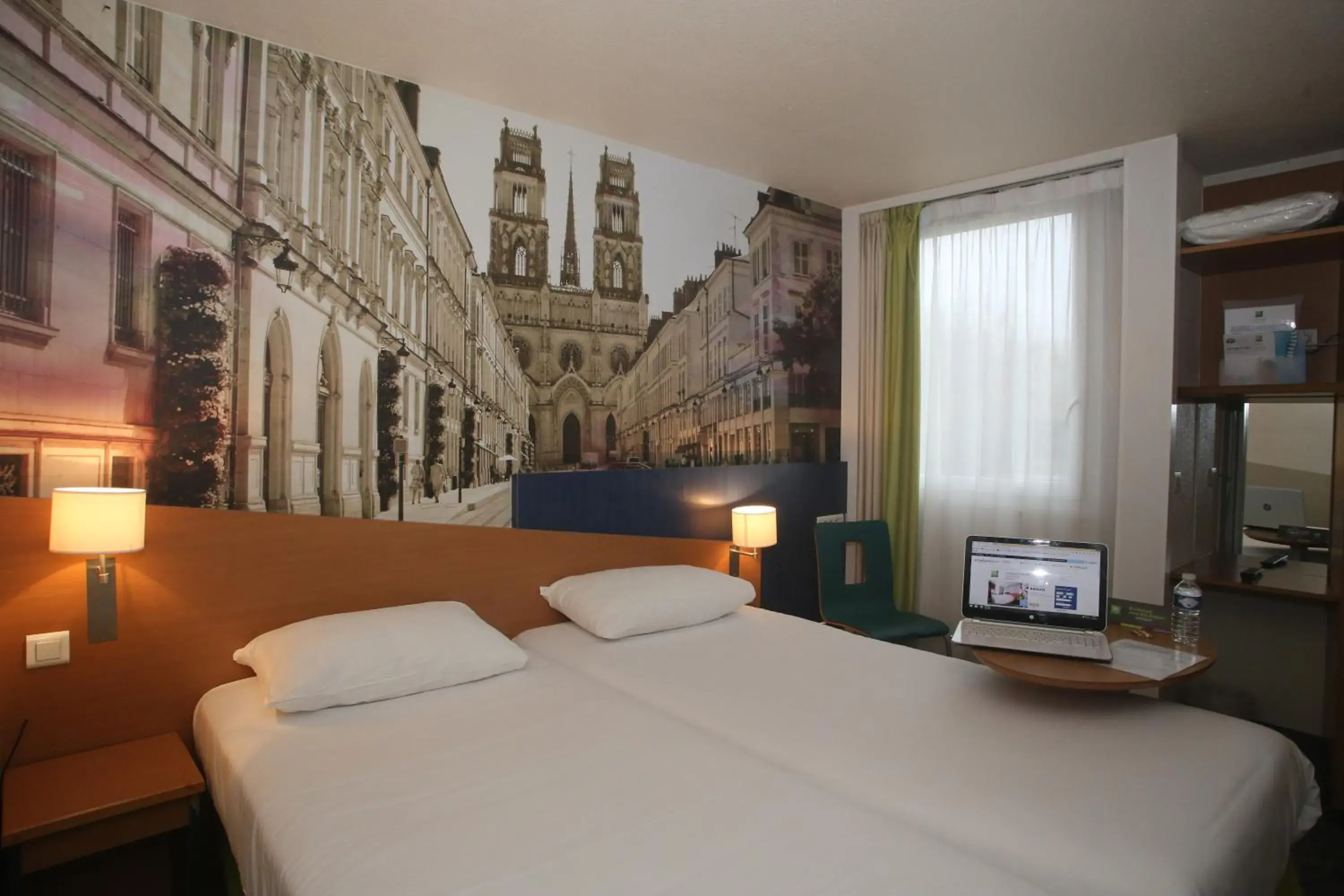 Bedroom, Bed in ibis Styles Orléans Bedroom, Bed in ibis Styles Orléans