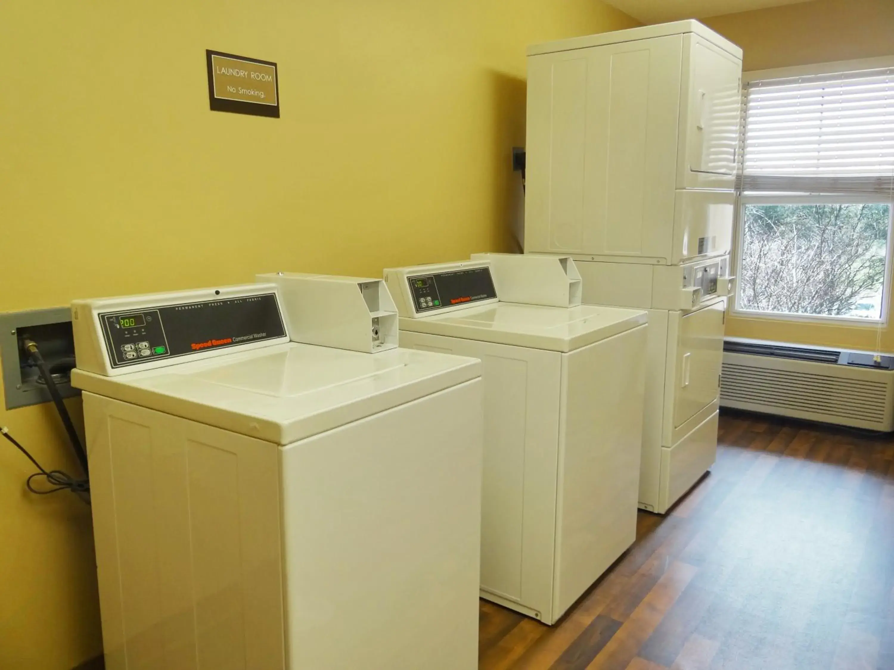 Area and facilities, Kitchen/Kitchenette in Extended Stay America Suites - Raleigh - RTP - 4919 Miami Blvd