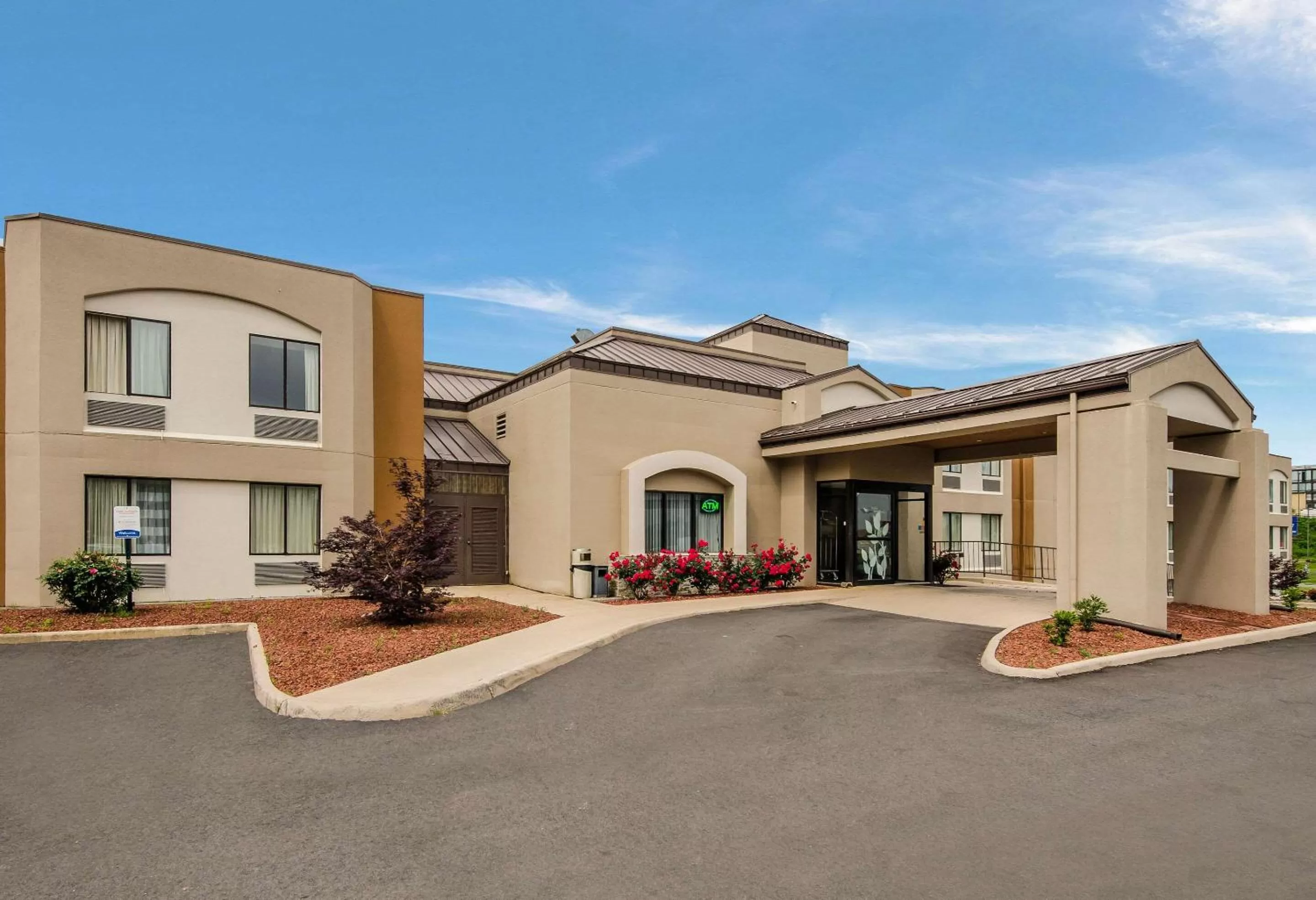 Property building in Sleep Inn Tanglewood