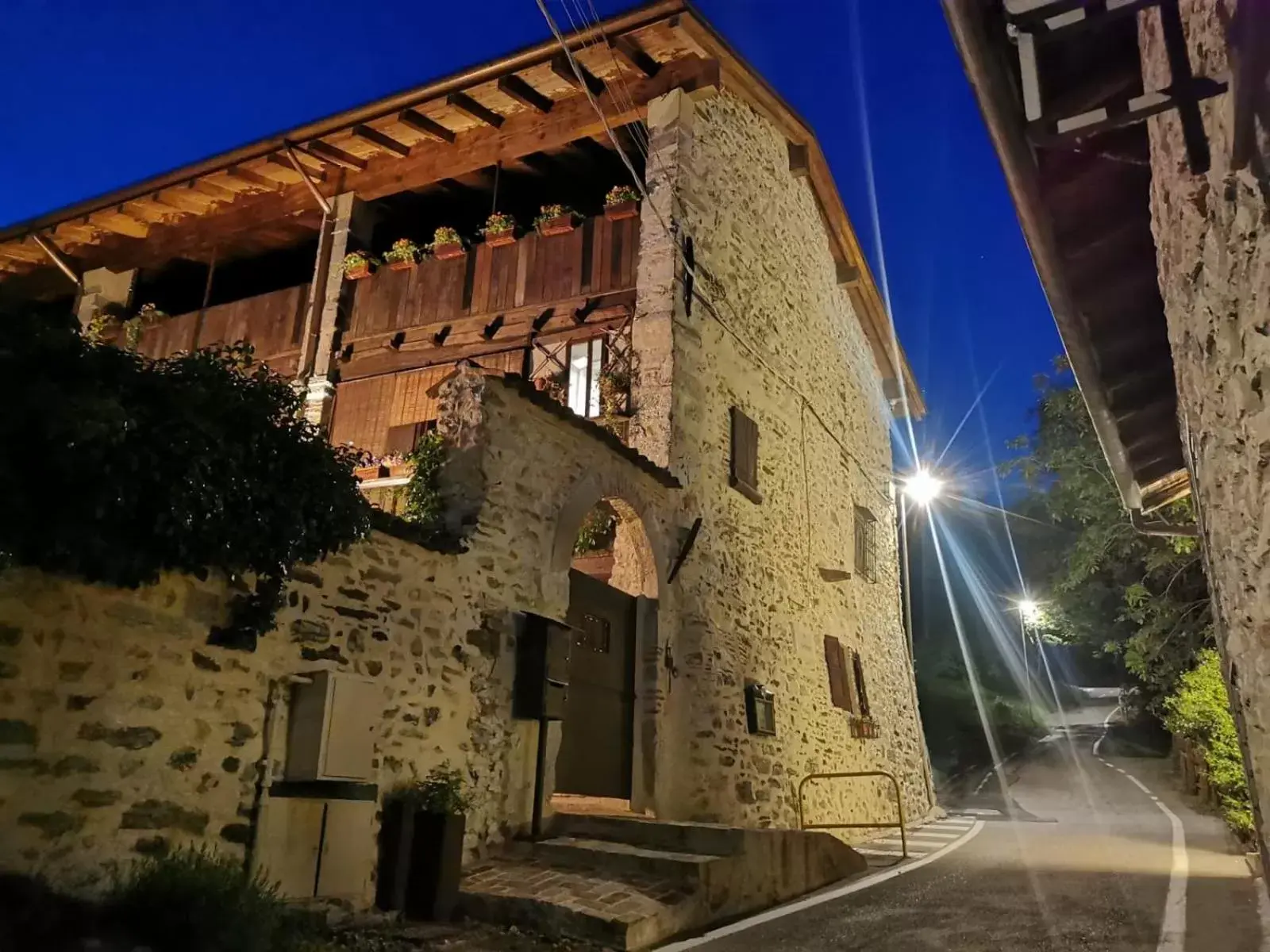 Facade/entrance, Property Building in B&B con SPA il Castello di Lucawest