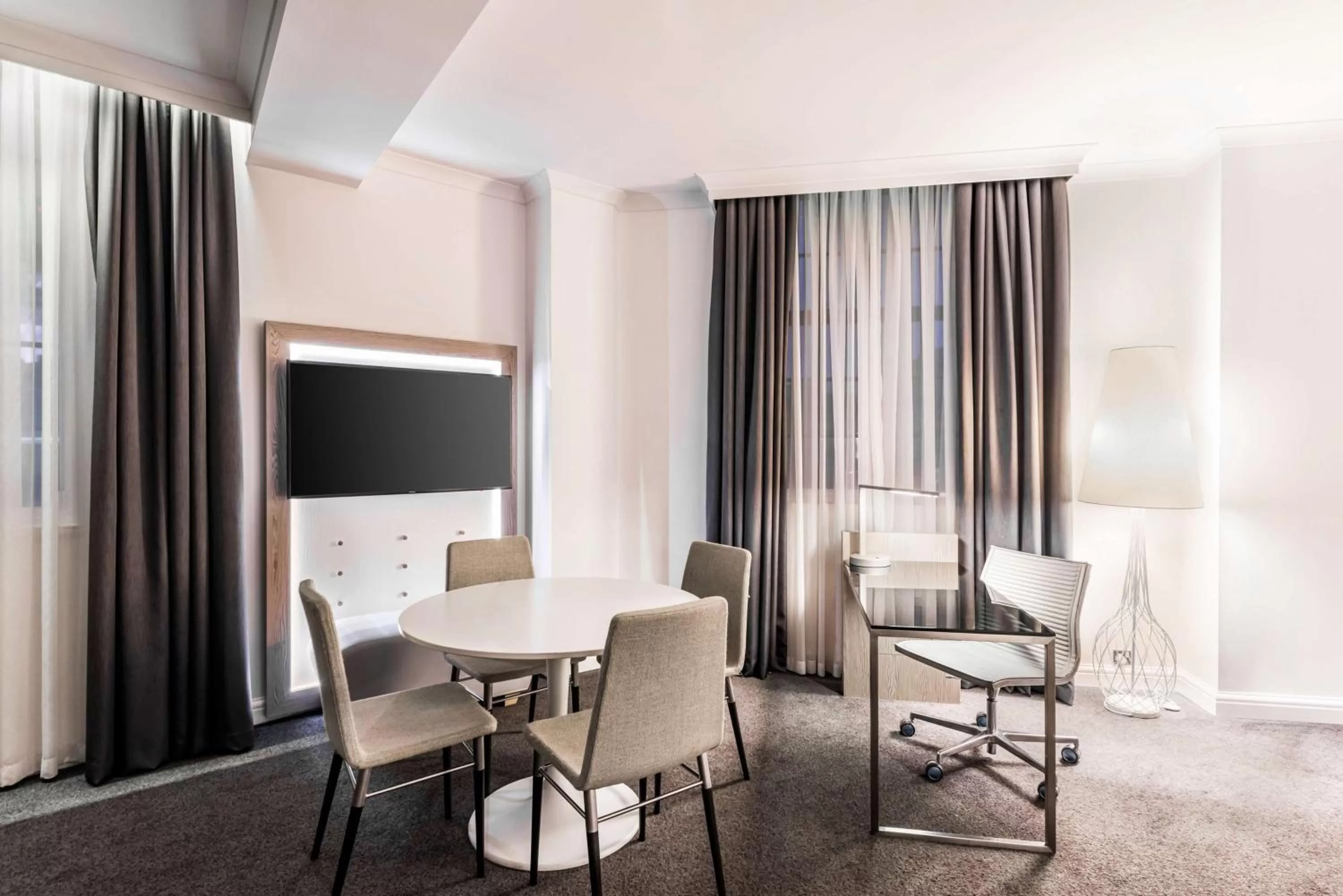 Photo of the whole room in Radisson Blu Hotel, Leeds City Centre