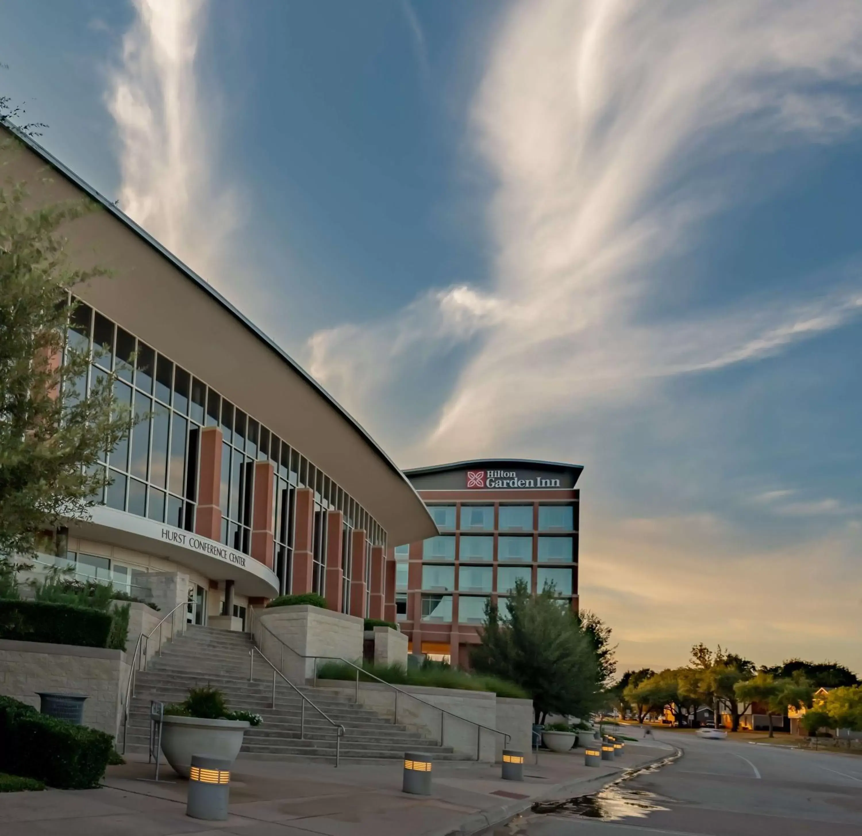 Property Building in Hilton Garden Inn Dallas At Hurst Conference Center