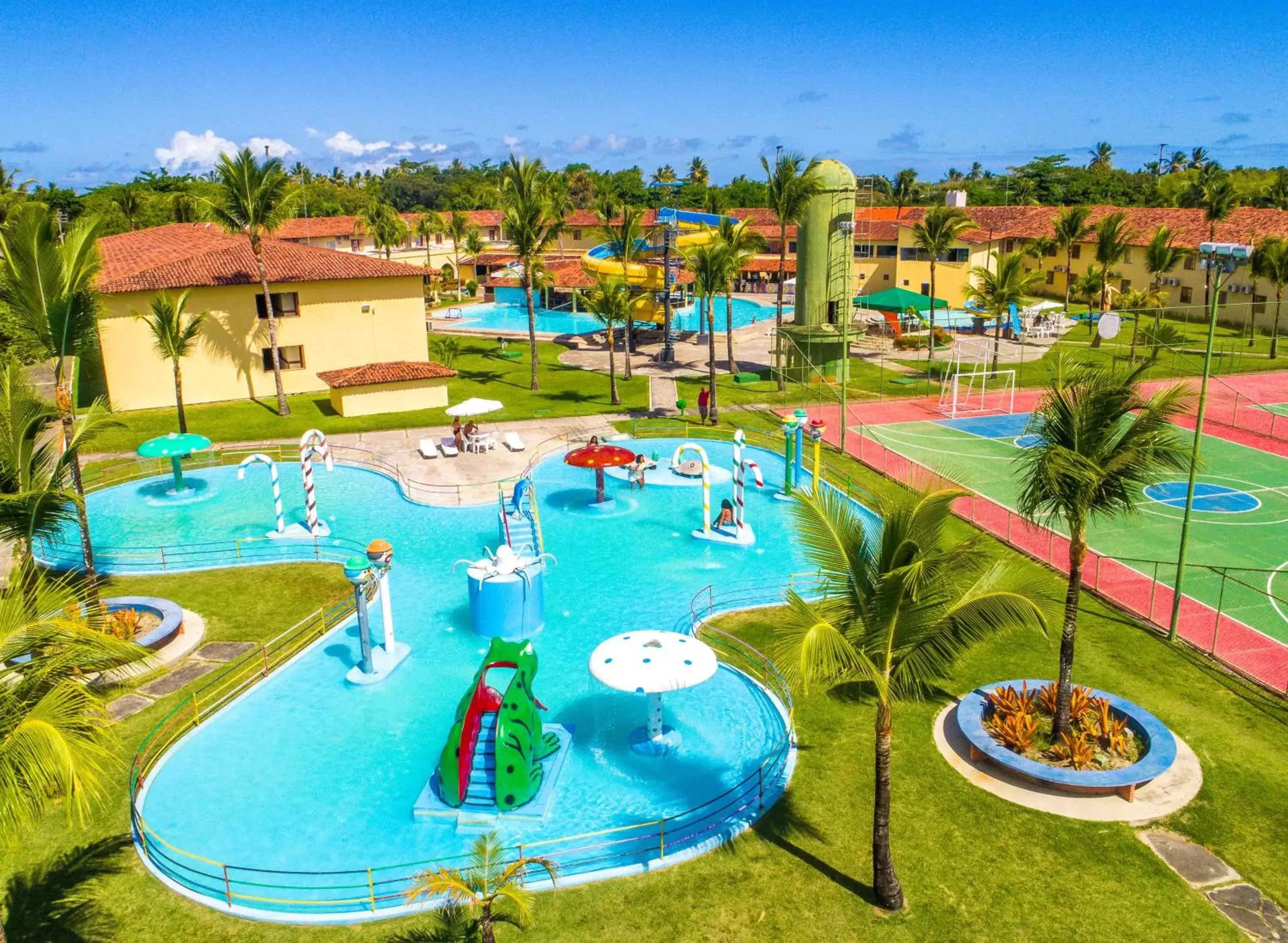 Swimming pool, Pool View in Portobello Park Hotel