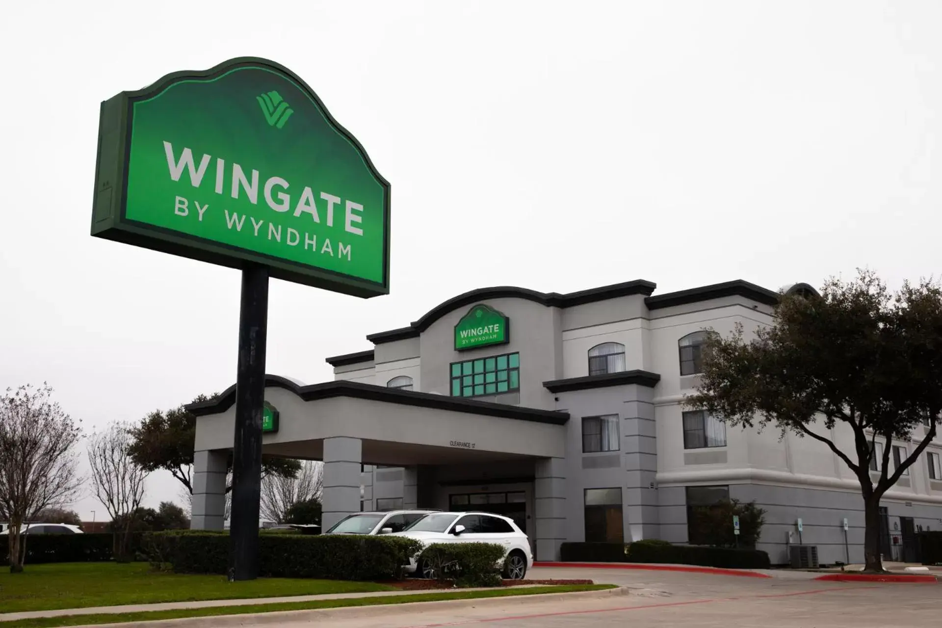 Property Building in Wingate by Wyndham - DFW North