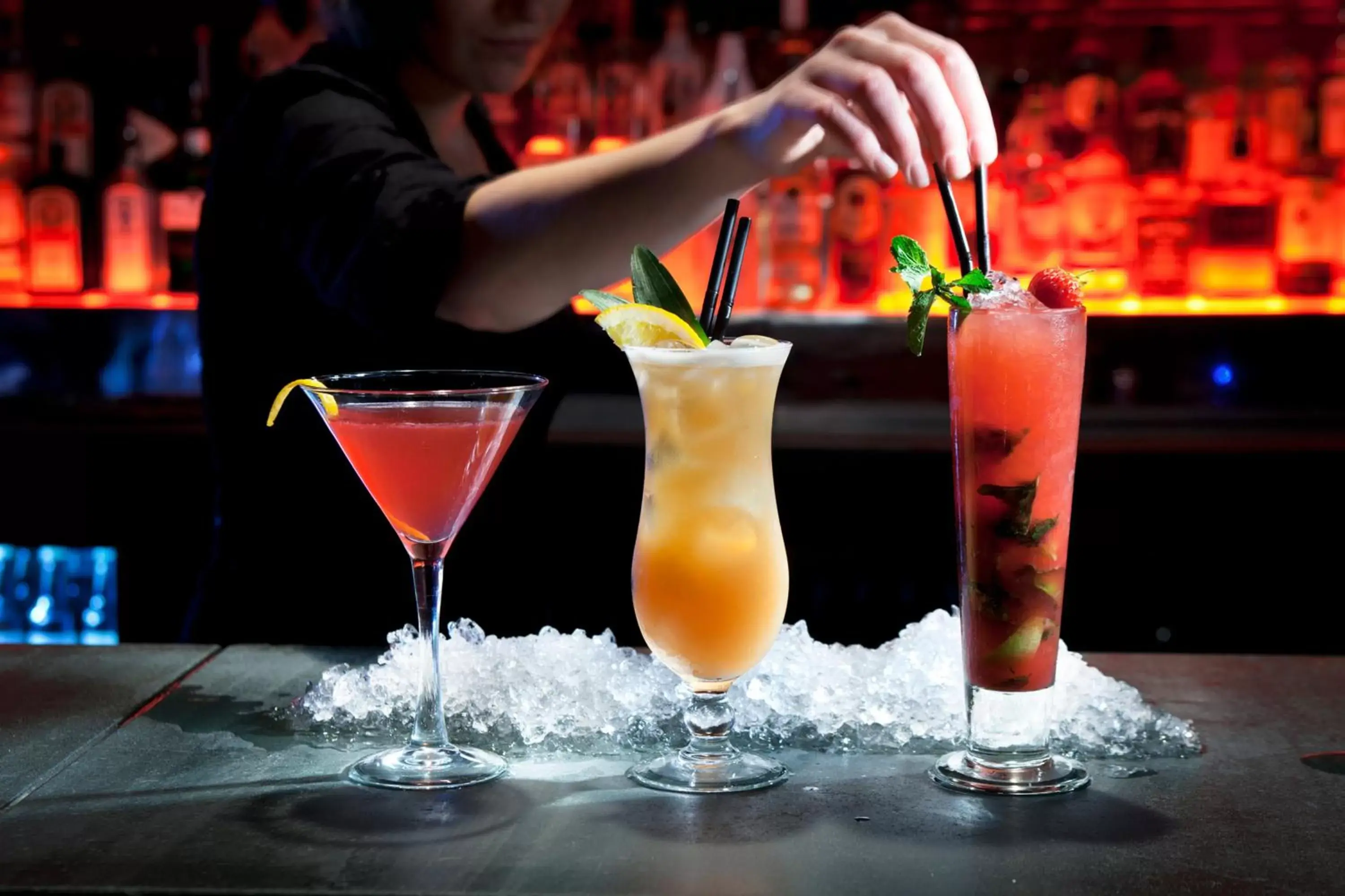 Lounge or bar, Drinks in Holiday Inn Singapore Orchard City Centre, an IHG Hotel