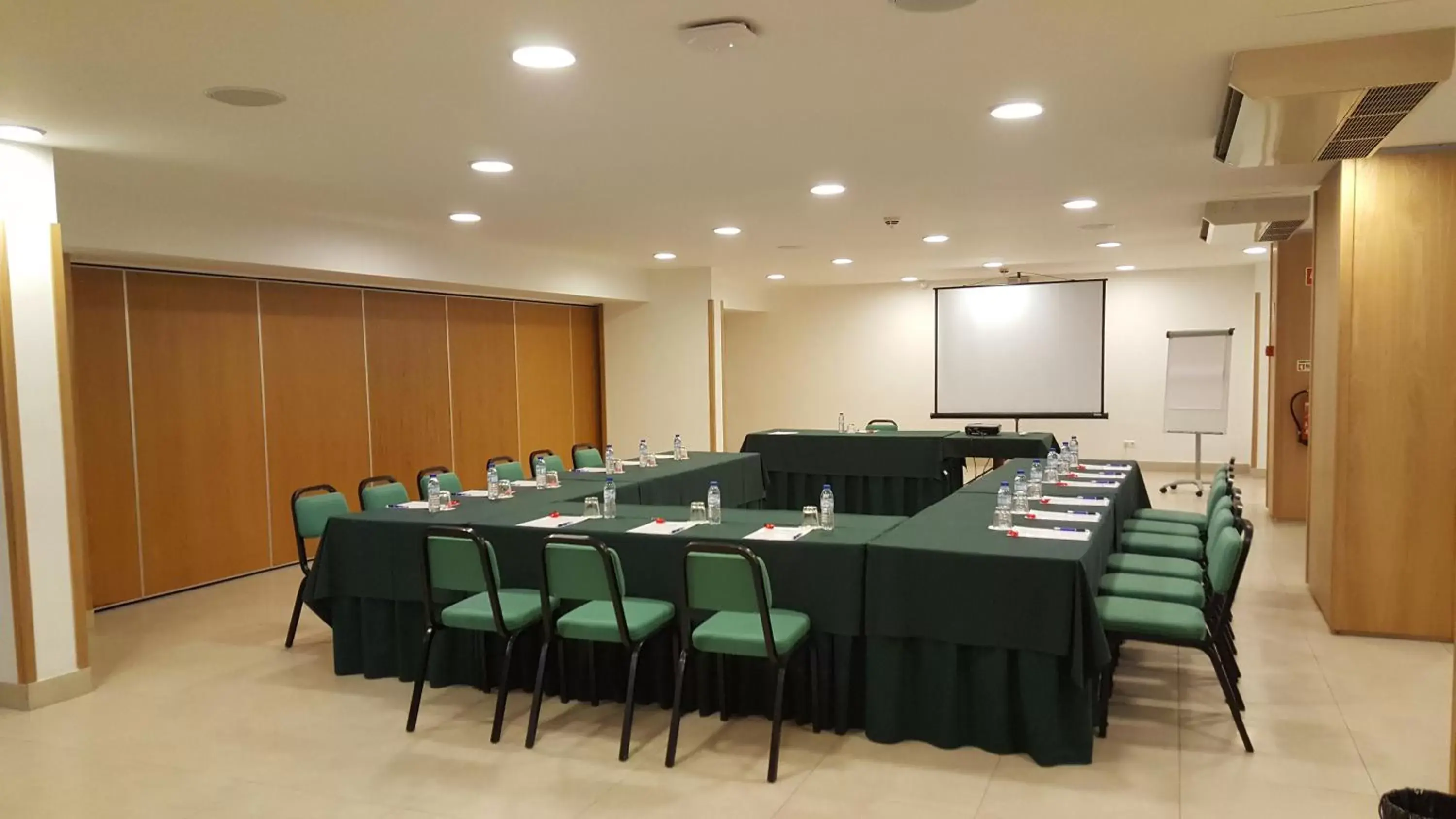 Banquet/Function facilities in Leziria Parque Hotel