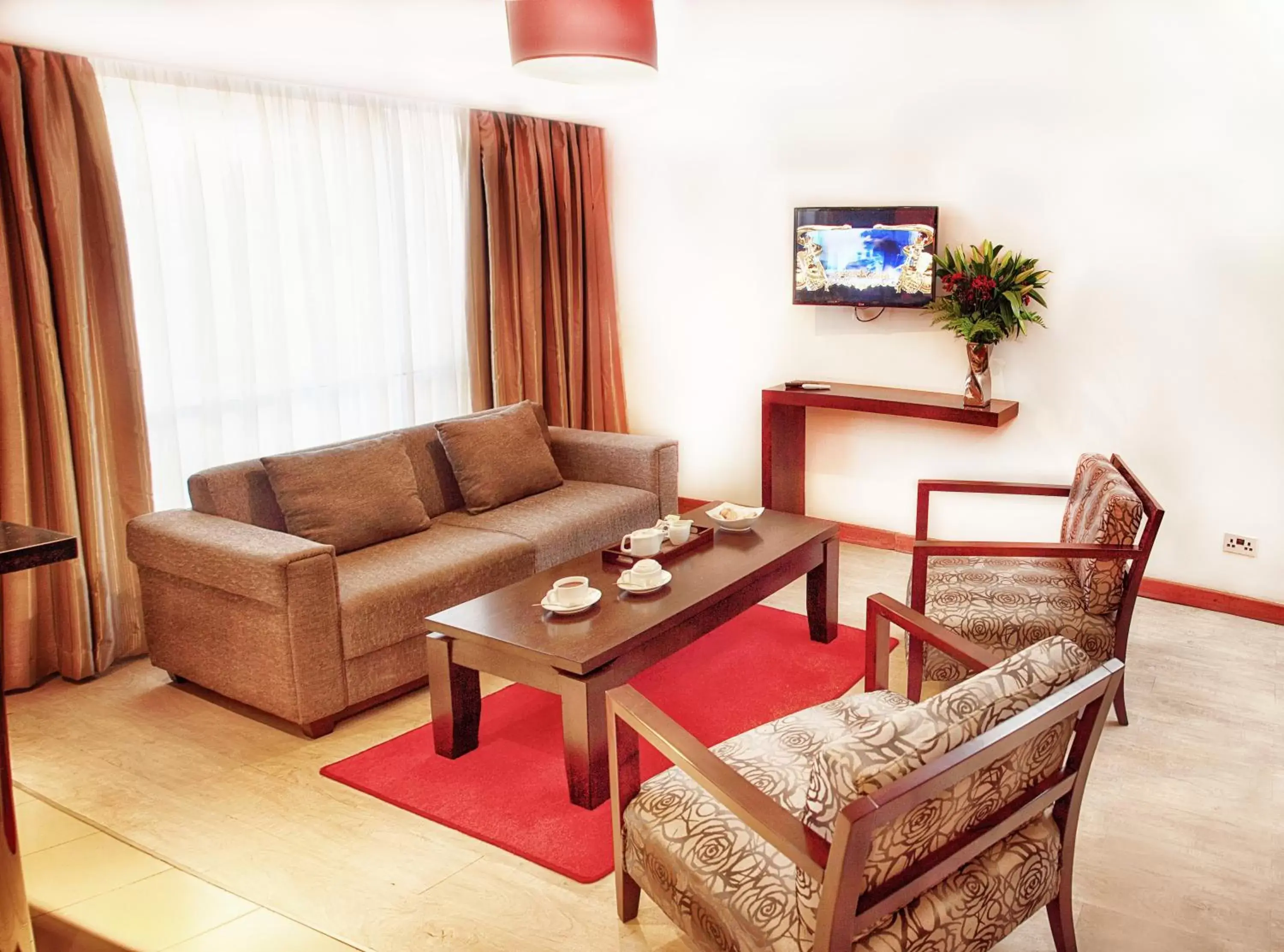 Living room, Seating Area in Zehneria Suites Hotel