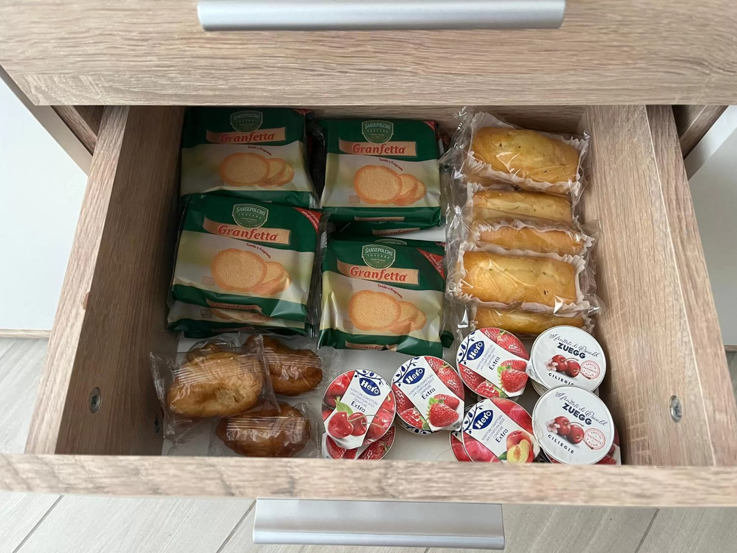 Food and drinks in Quelli del vesuvio