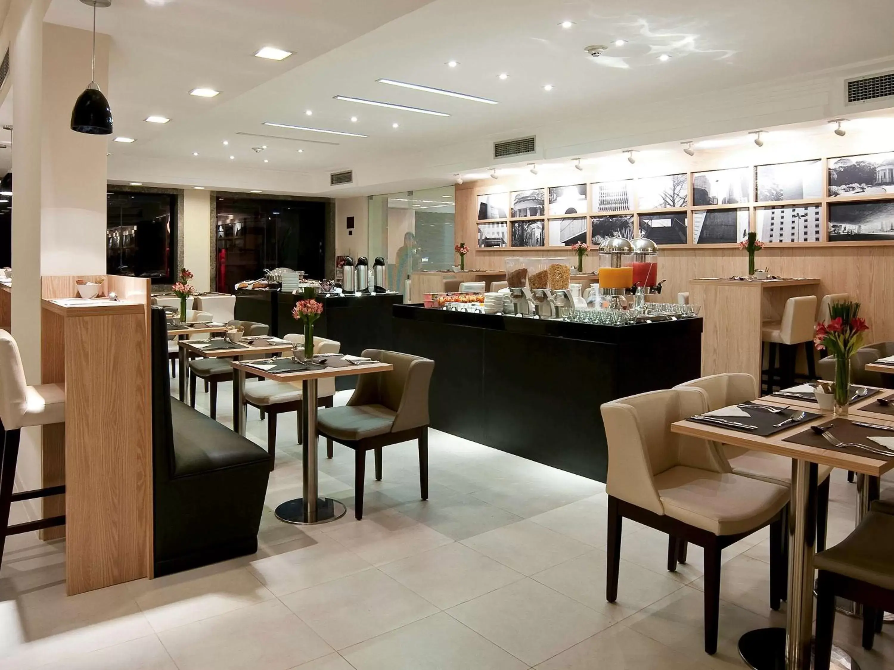 Restaurant/Places to Eat in Mercure Sao Paulo Pamplona