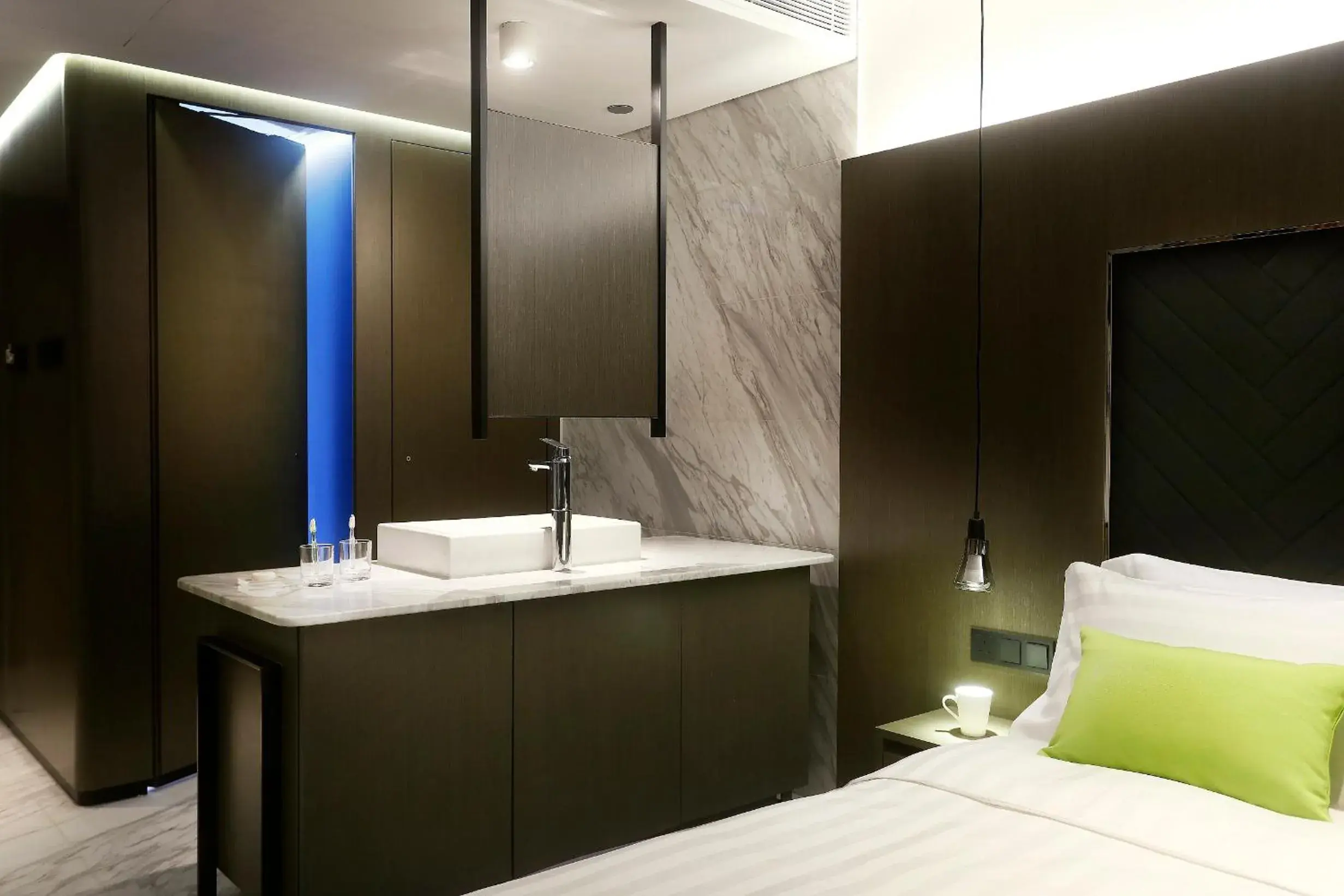 Toilet, Bathroom in Hotel Ease Tsuen Wan