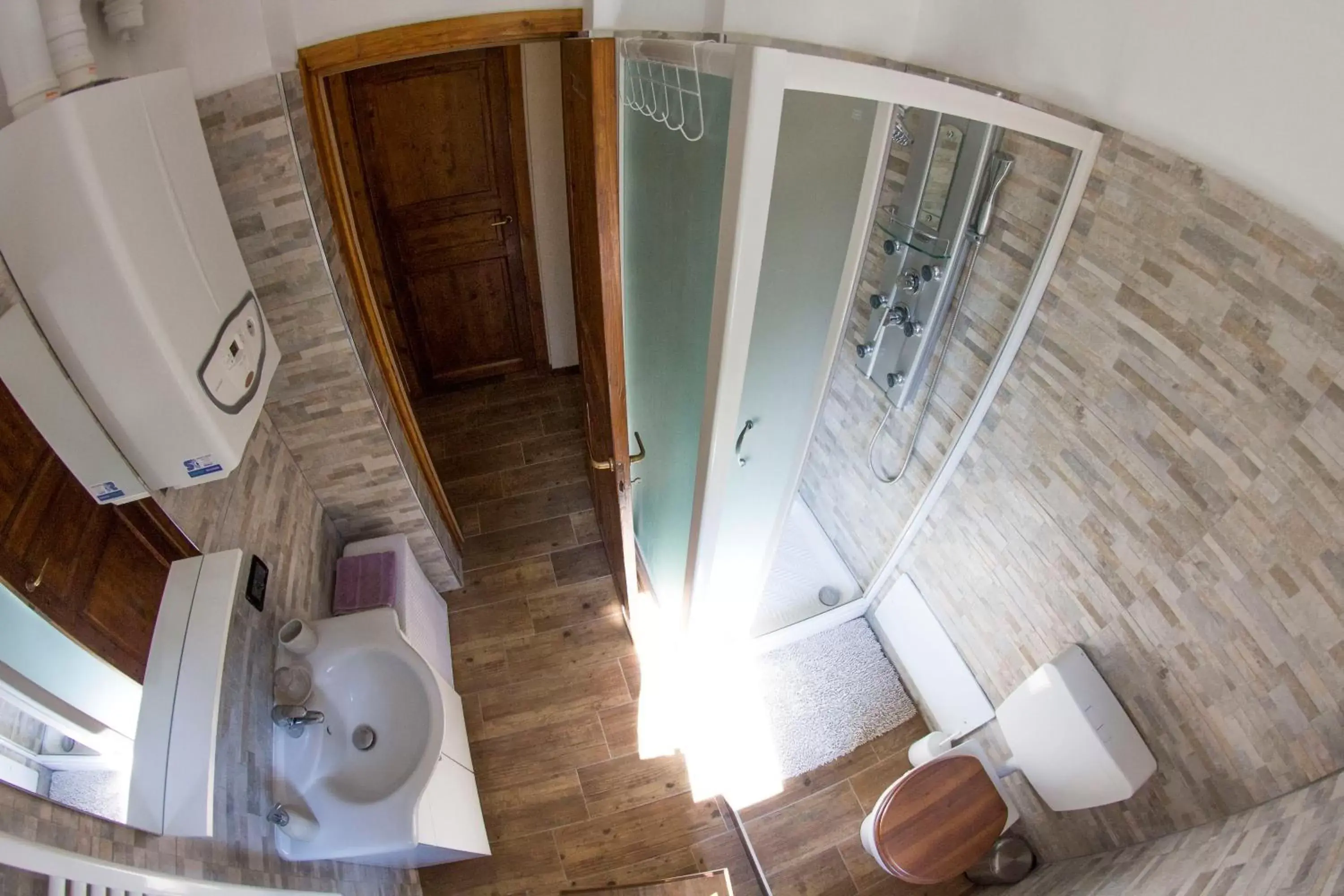 Shower, Bathroom in B&B Selvarossa