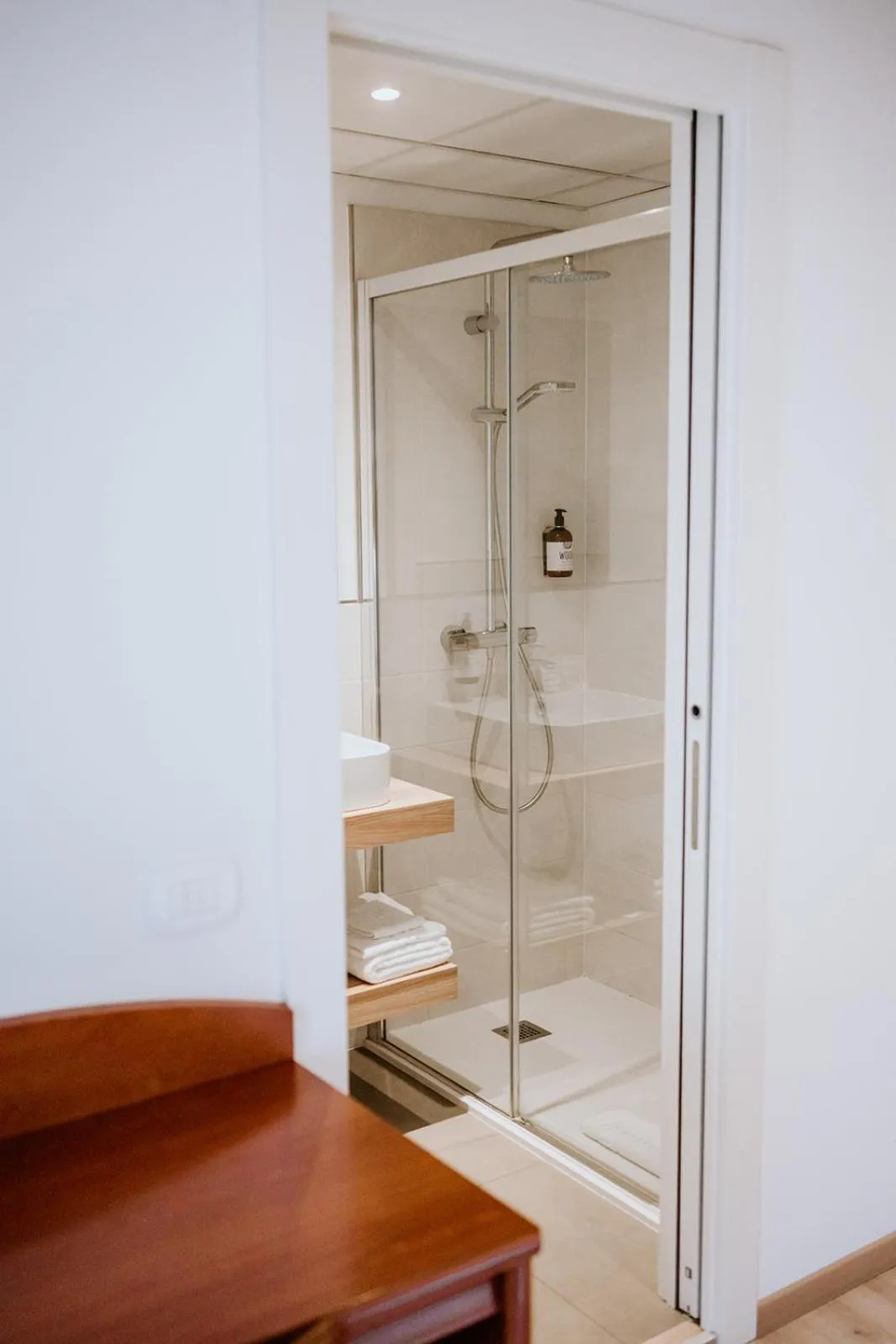 Shower in Hotel Venezia