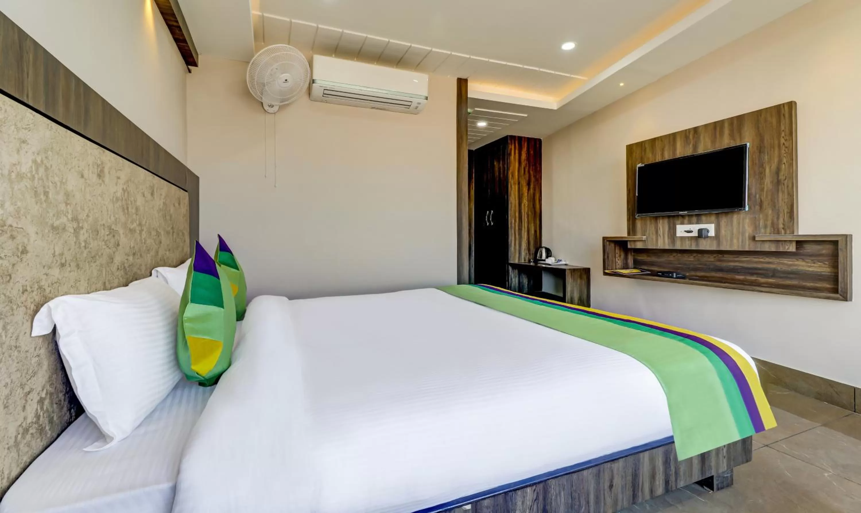 Bed in Hotel Bikalal, Bikaner