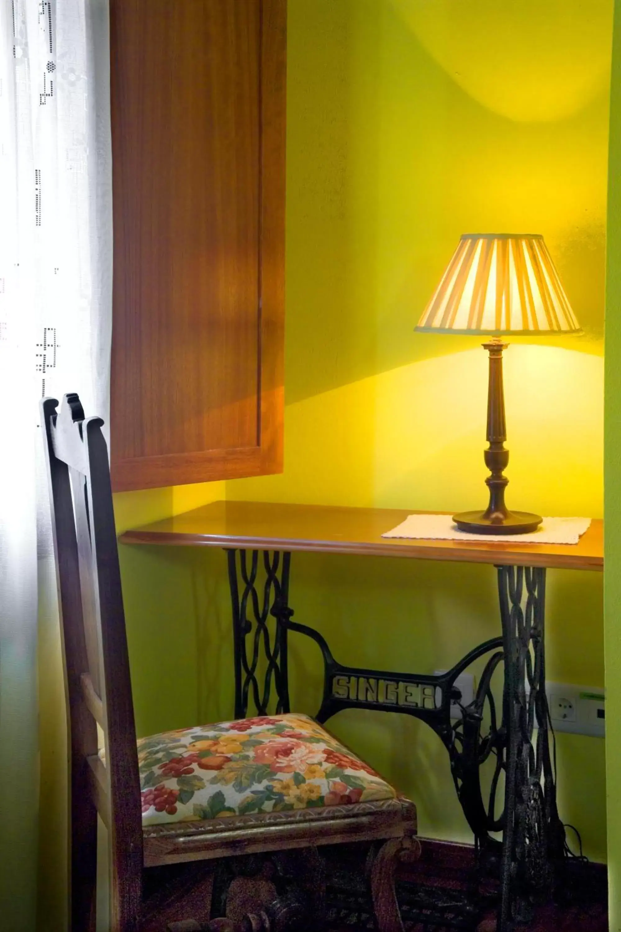 TV and multimedia, Bed in Hotel Casa Vieja del Sastre