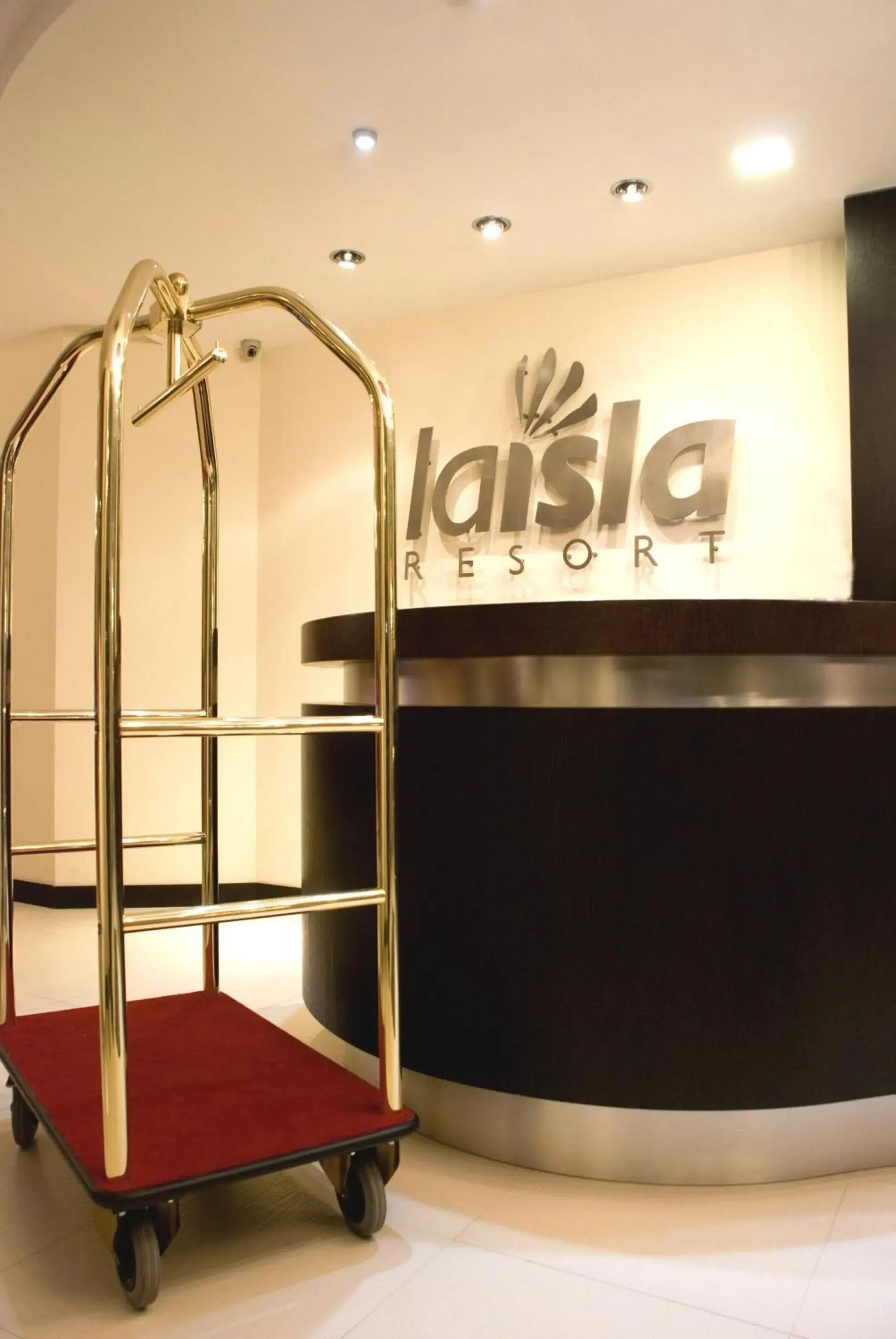 Lobby or reception in La Isla Resort