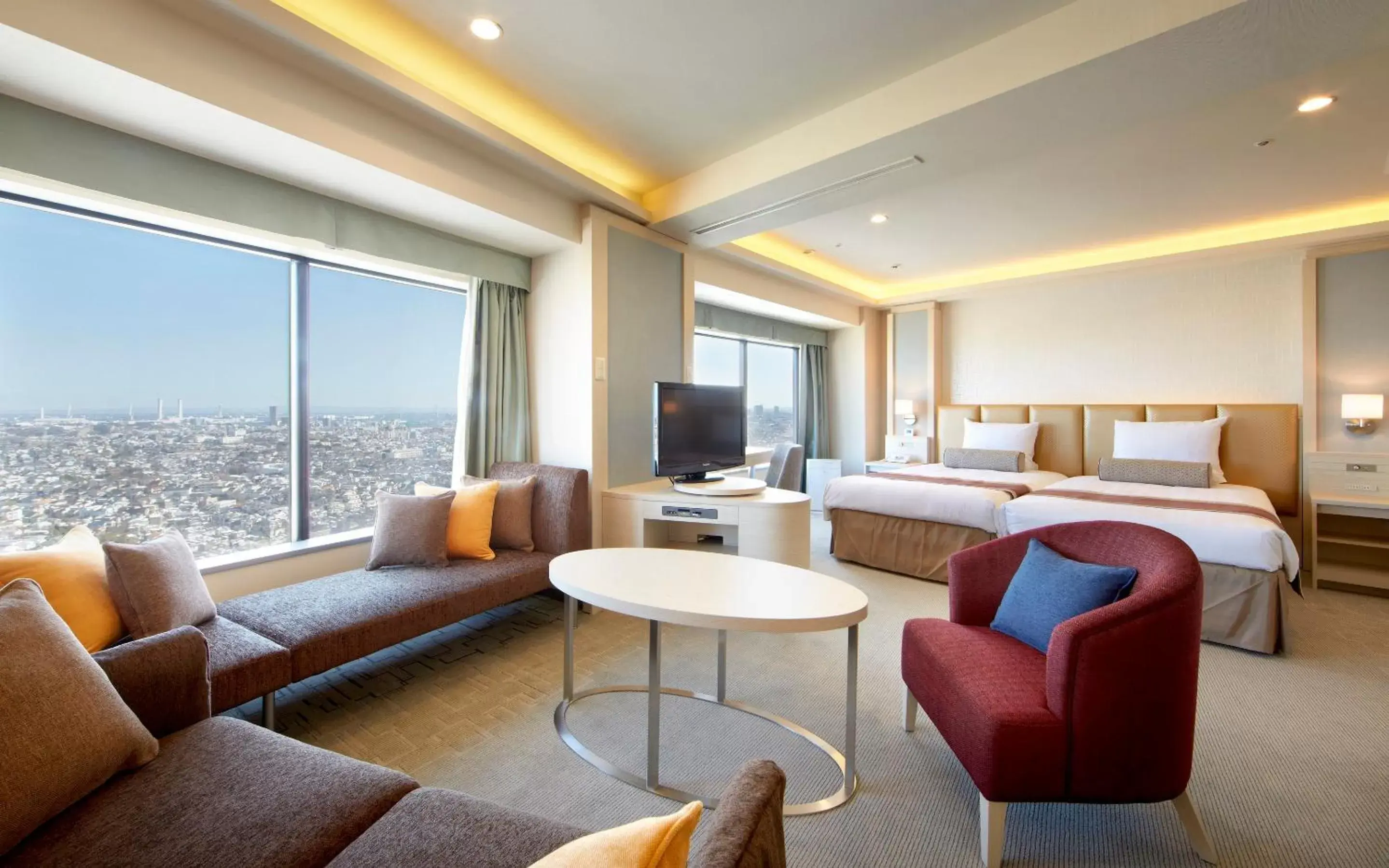 Photo of the whole room, Seating Area in Shin Yokohama Prince Hotel