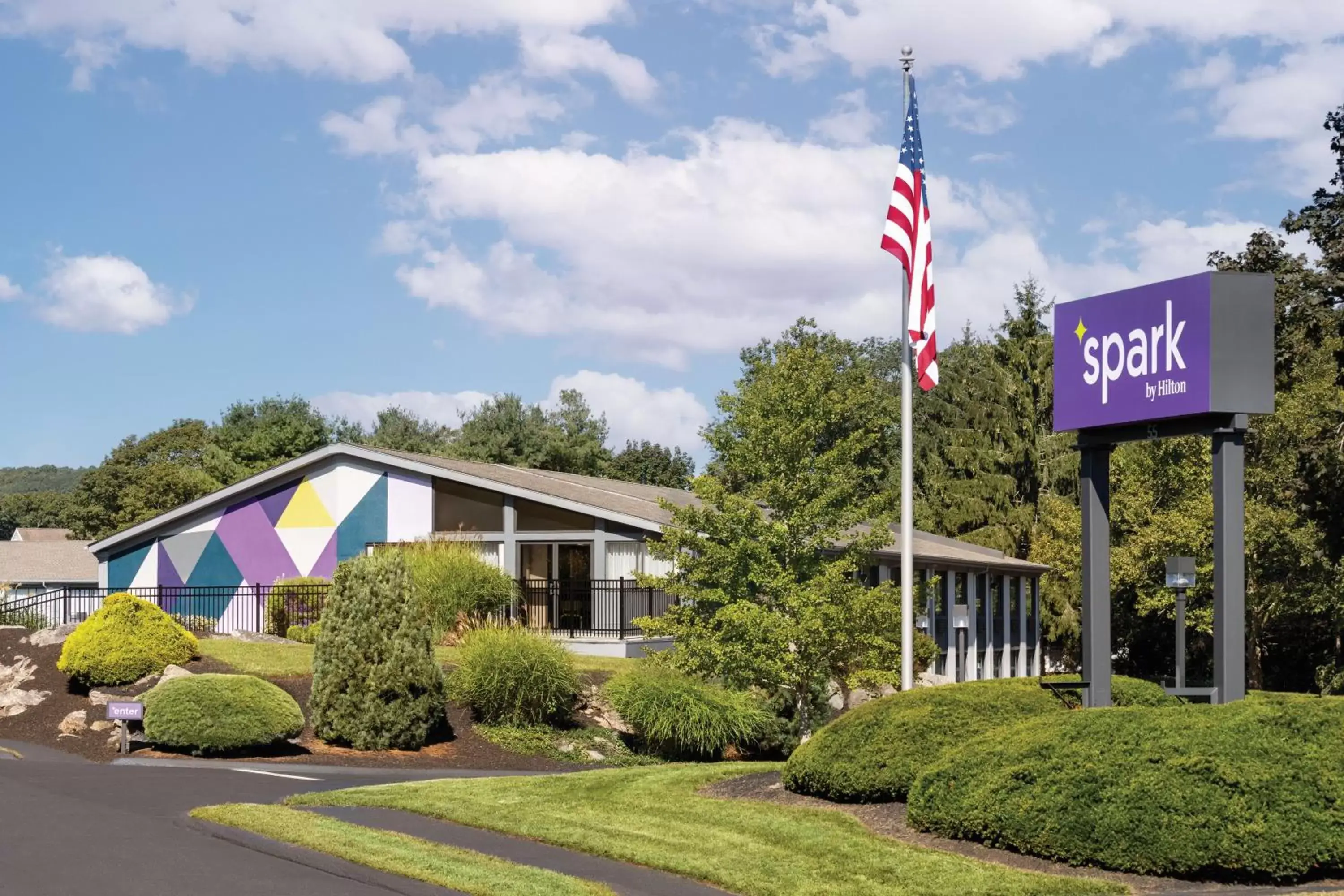 Property building in Spark By Hilton Mystic Groton Property building in Spark By Hilton Mystic Groton