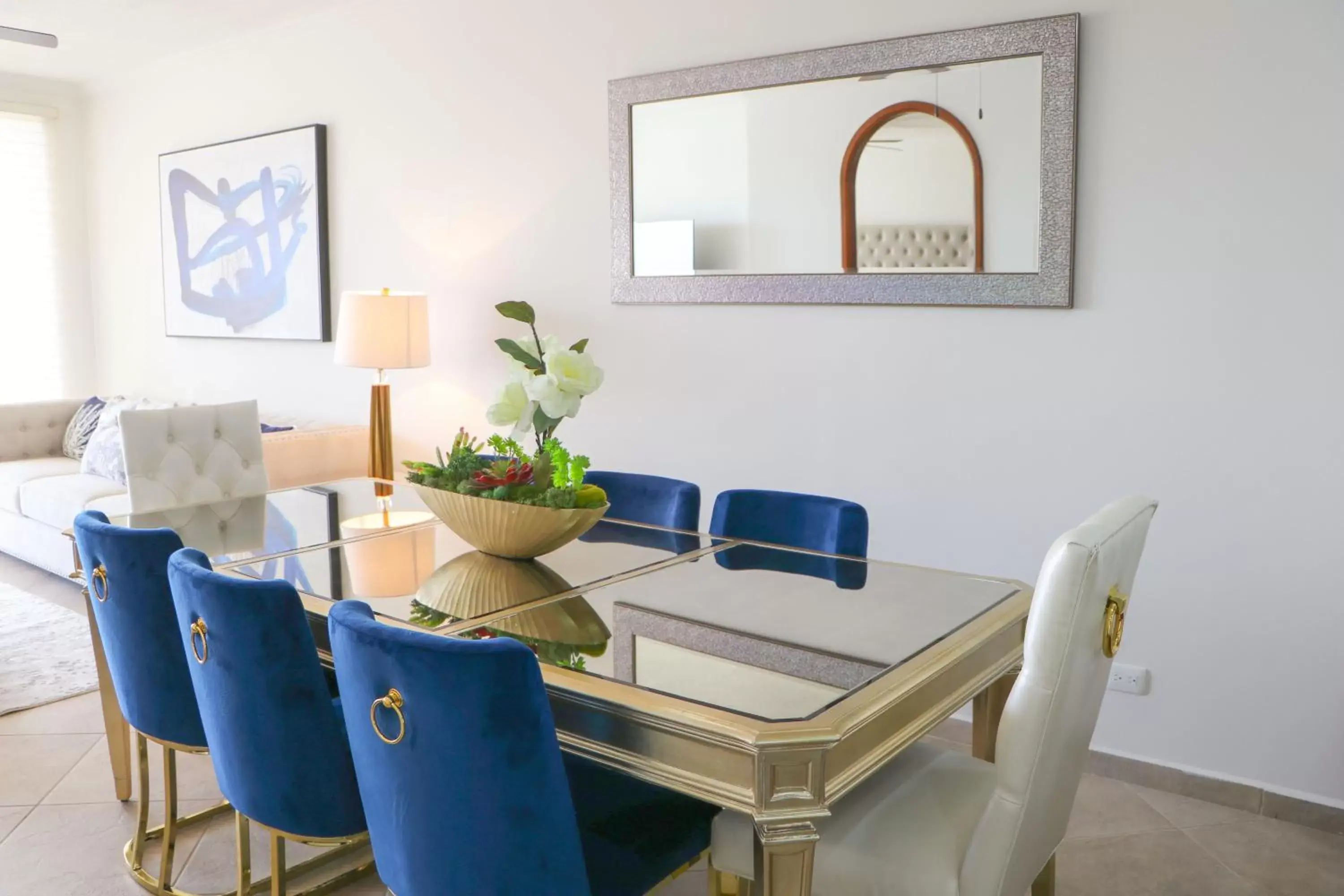 Dining Area in Casa Blanca Golf Villas