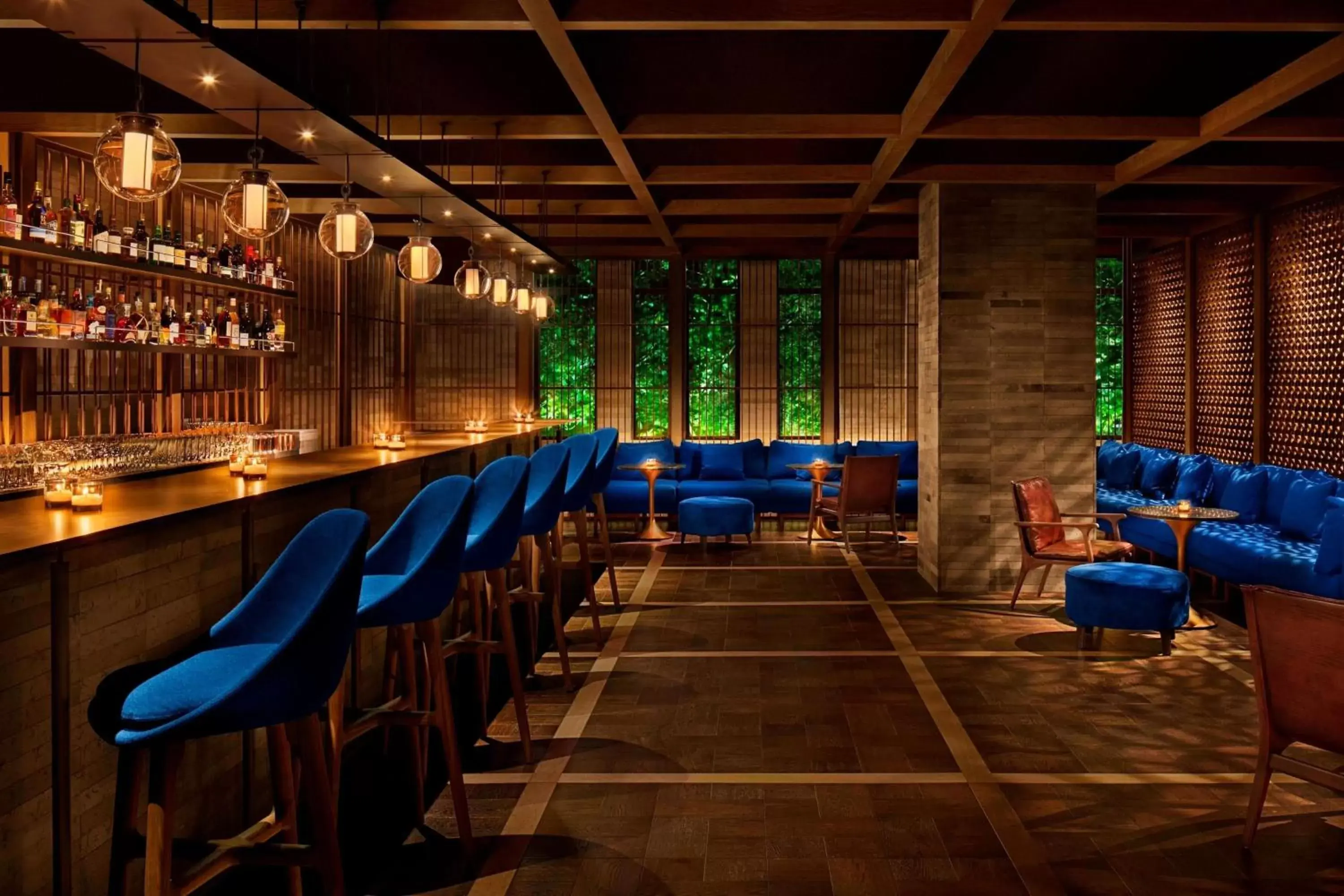 Restaurant/places to eat, Lounge/Bar in The Shanghai EDITION