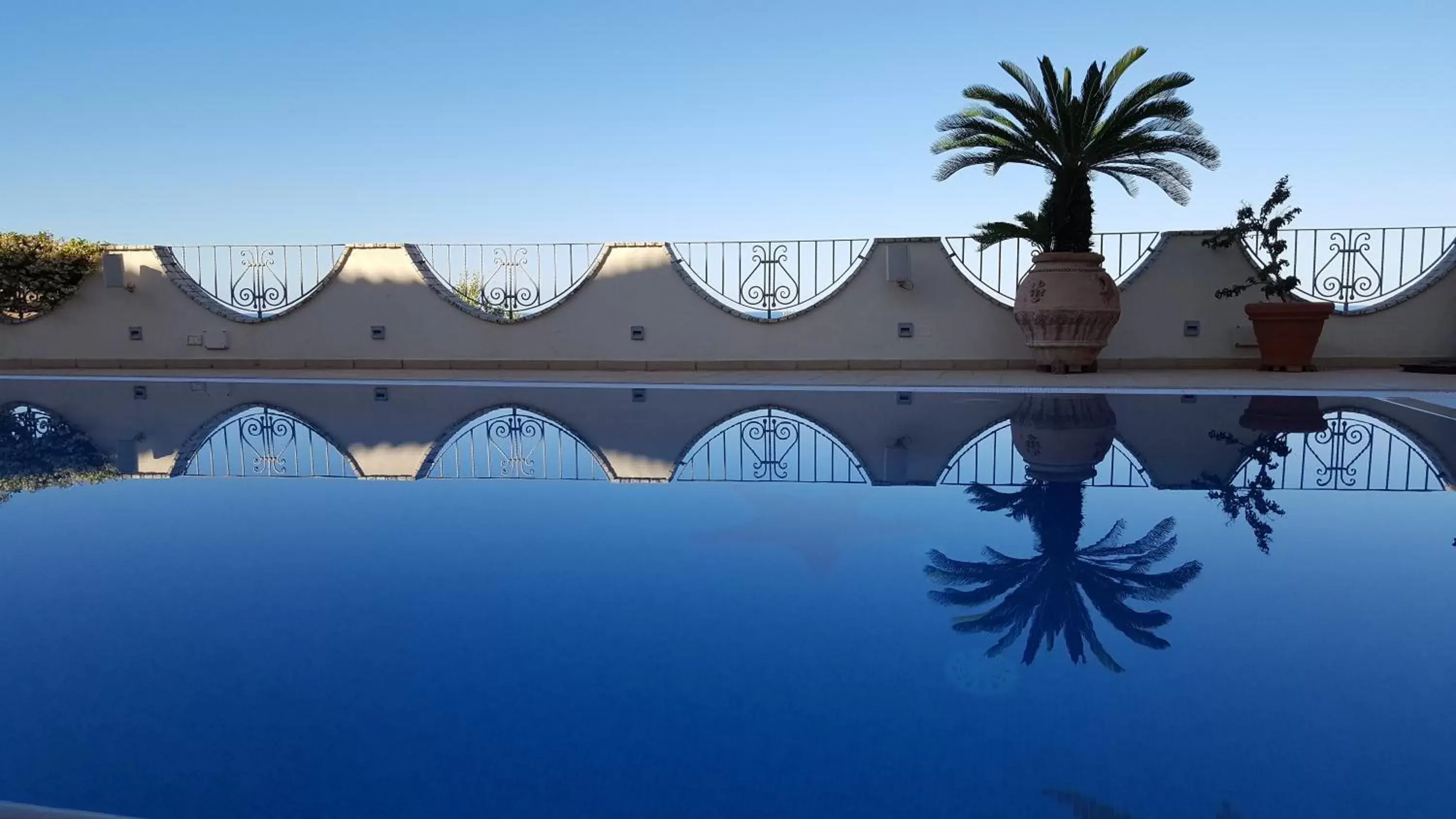 Time of day, Swimming Pool in La Suite del Faro