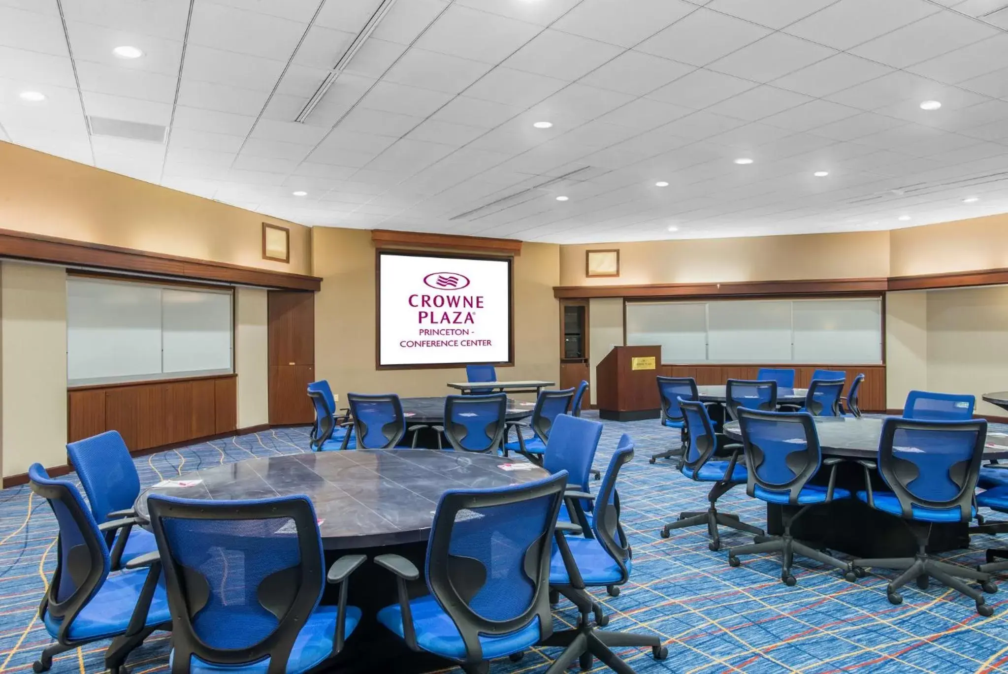 Meeting/conference room in Crowne Plaza Princeton, an IHG Hotel
