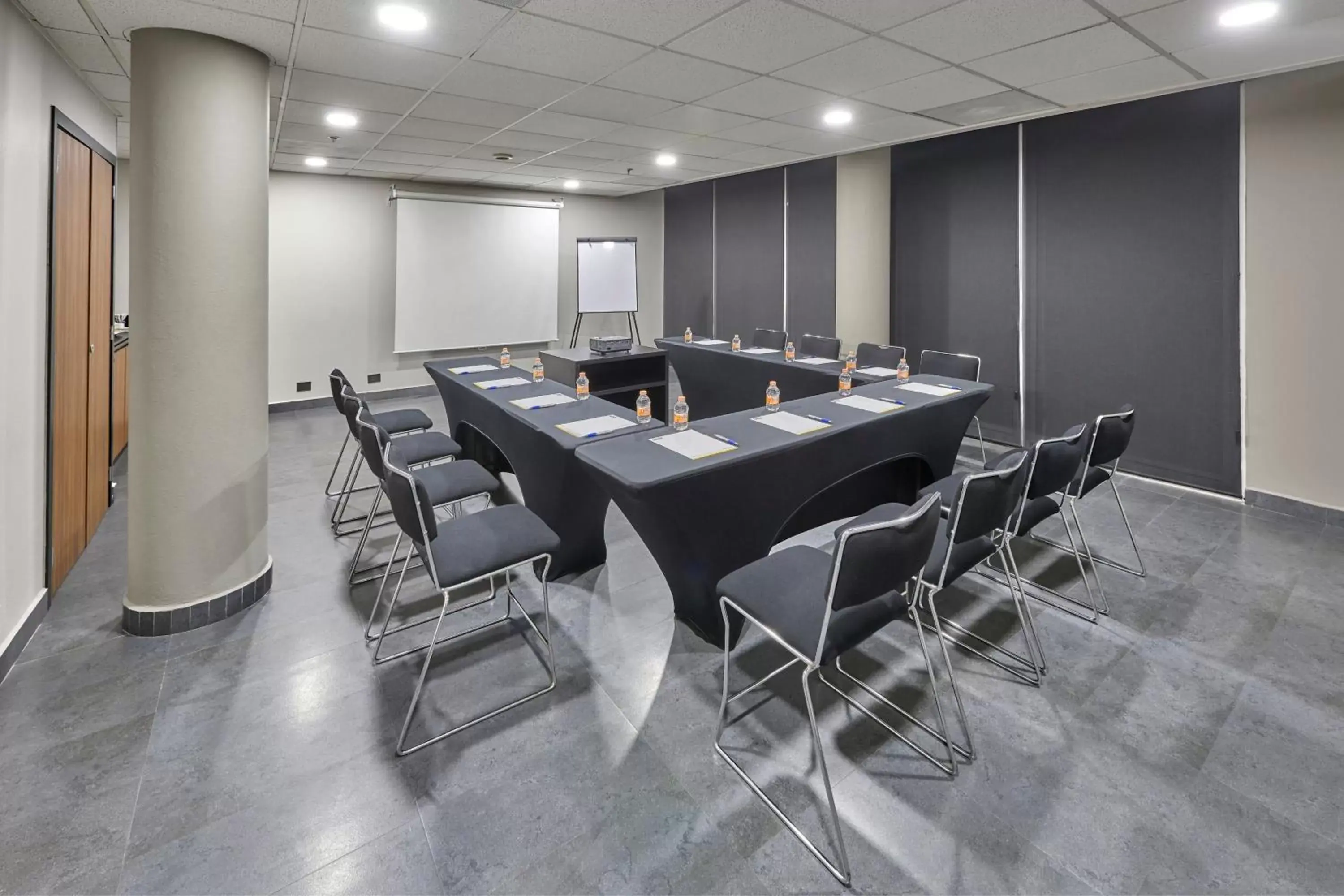 Meeting/conference room in City Express by Marriott Veracruz