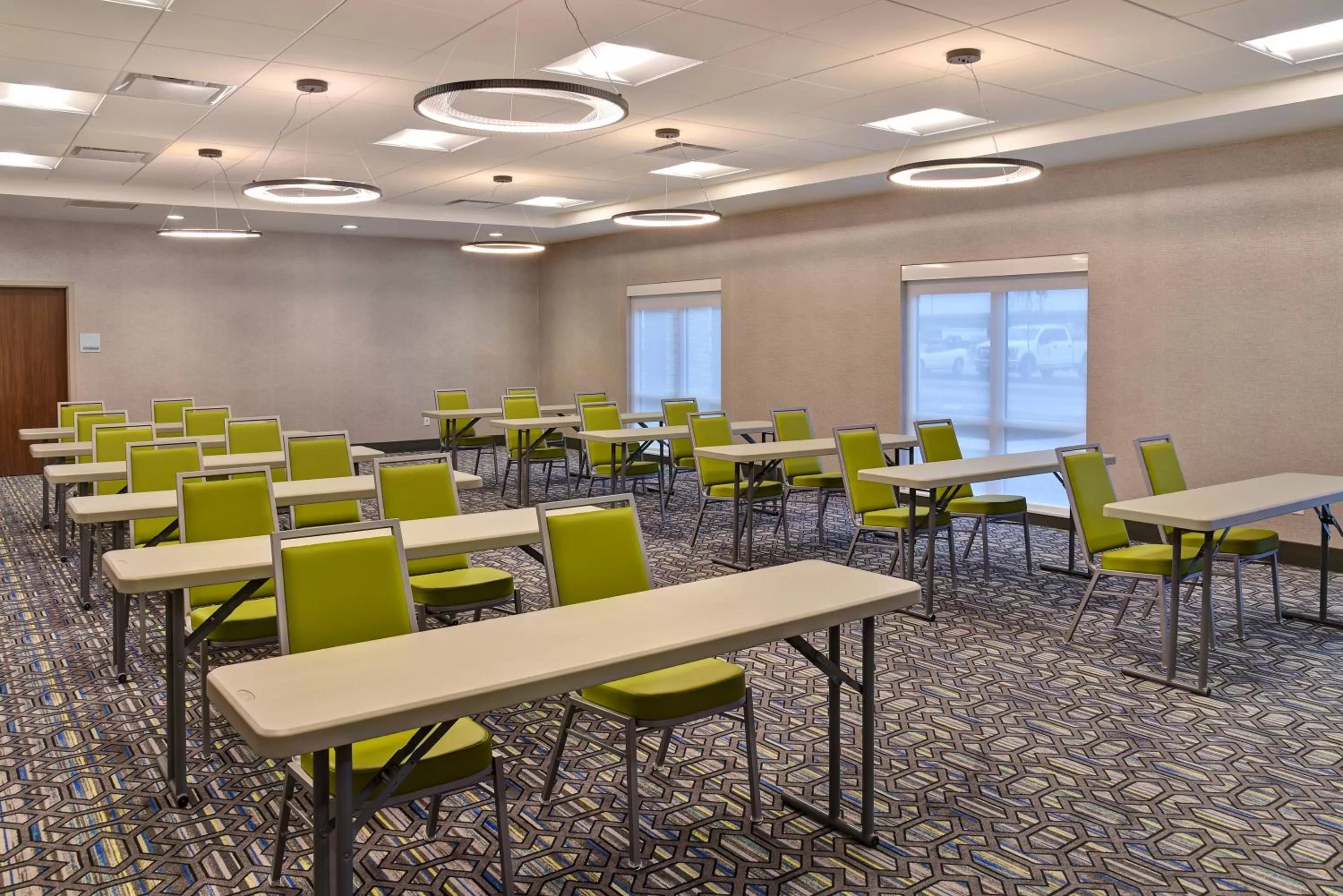 Meeting/conference room in Holiday Inn Express & Suites - Ottawa by IHG