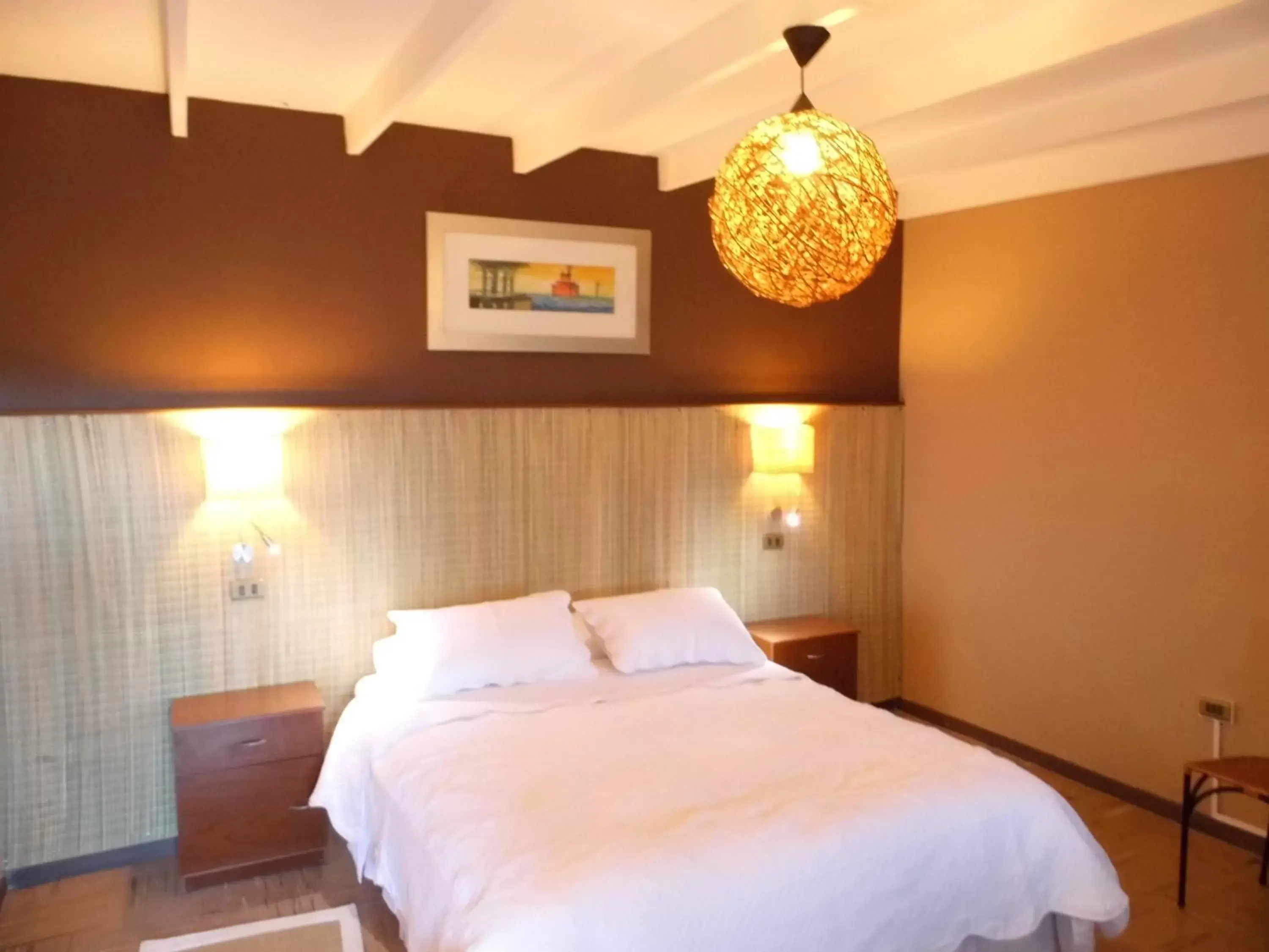 Bedroom, Bed in Hotel Pat'ta Hoiri