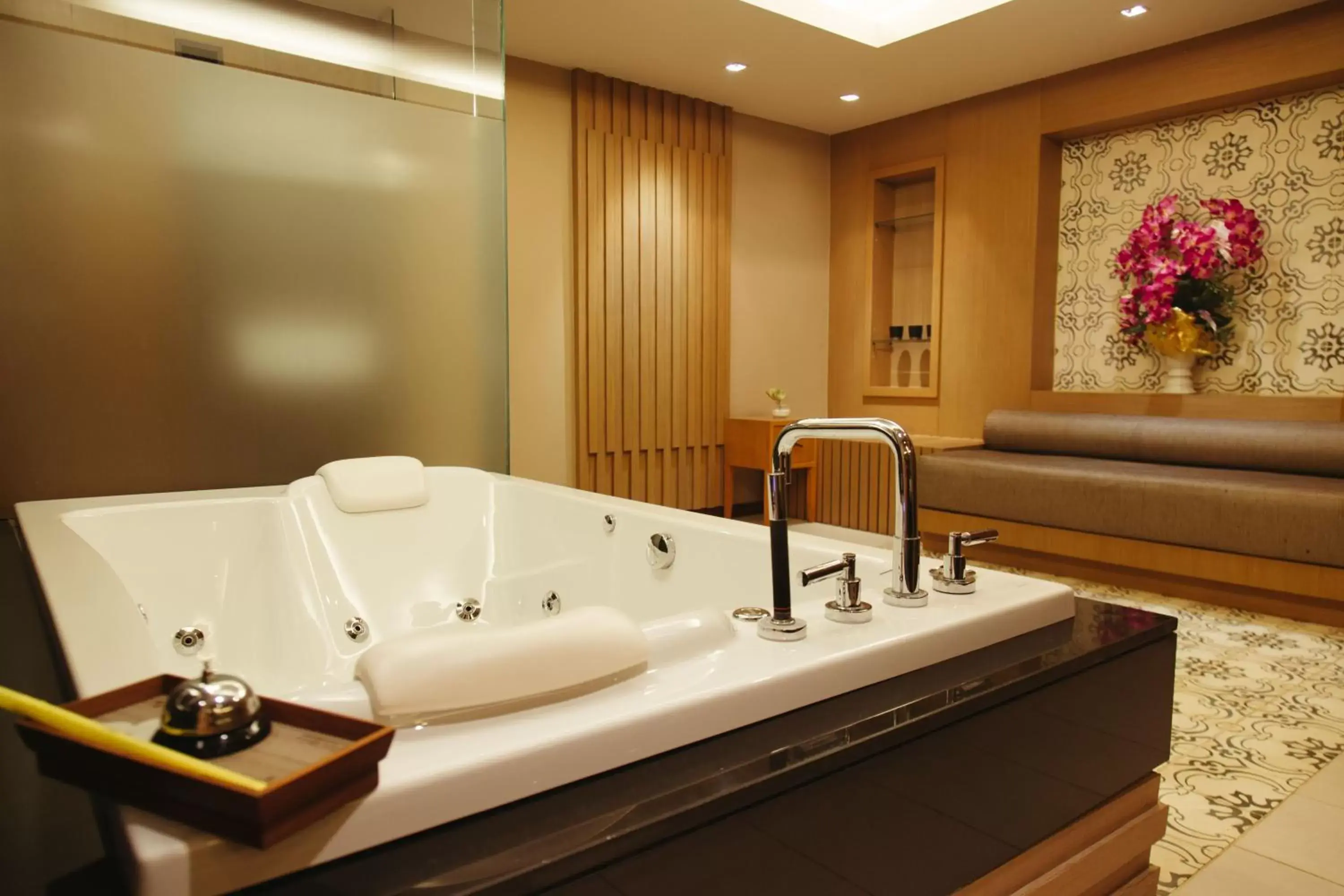 Spa and wellness centre/facilities, Bathroom in Rua Rasada Hotel - The Ideal Venue for Meetings & Events