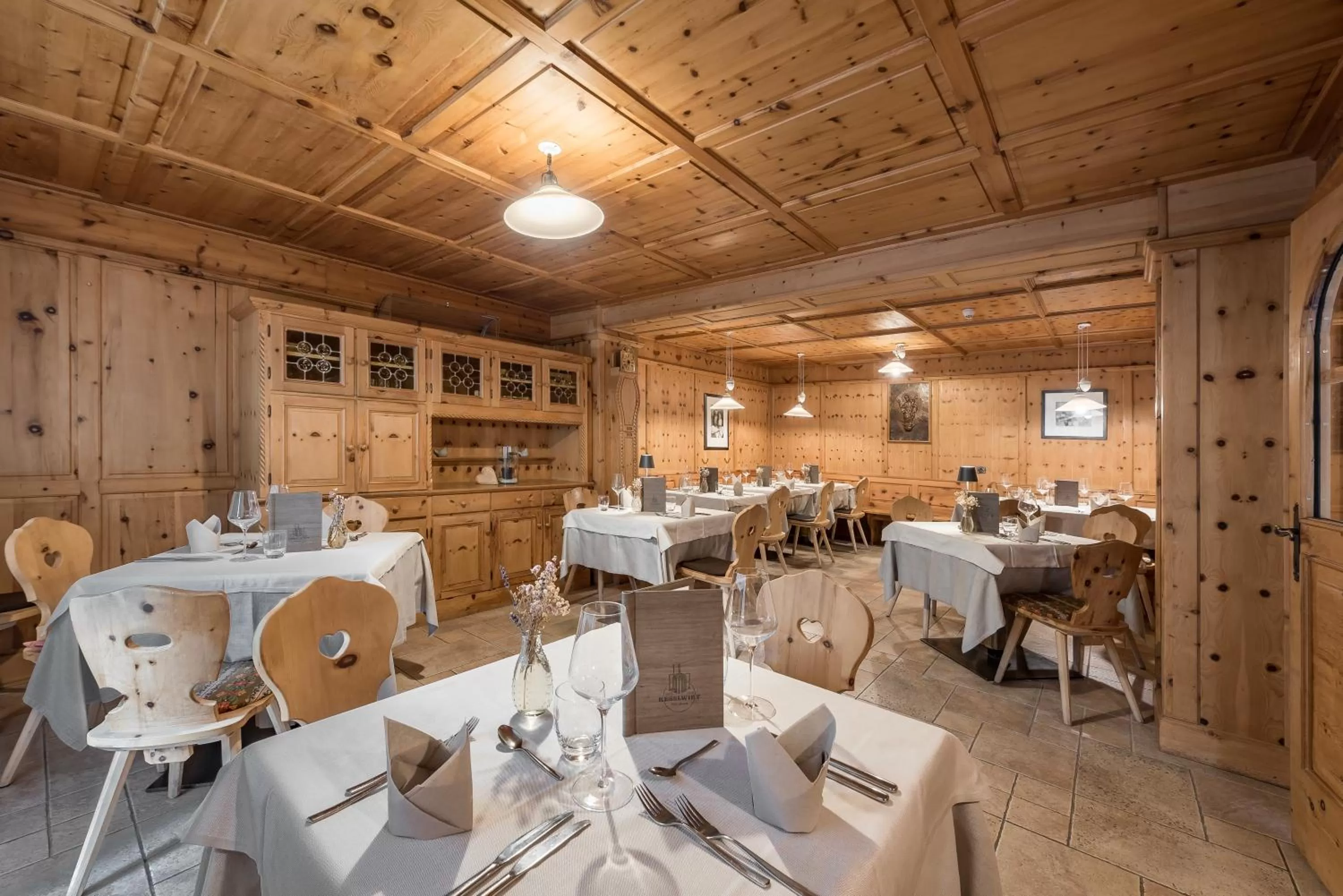 Restaurant/places to eat in Hotel Kesslwirt